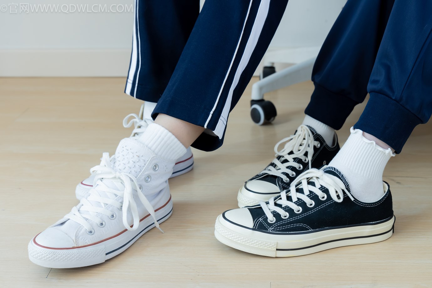 图片[34]-物恋传媒 NO.2322 闪闪青柠-帆布鞋、白棉袜、青柠薄肉丝、闪闪薄白丝[120P] – 速更版-美库