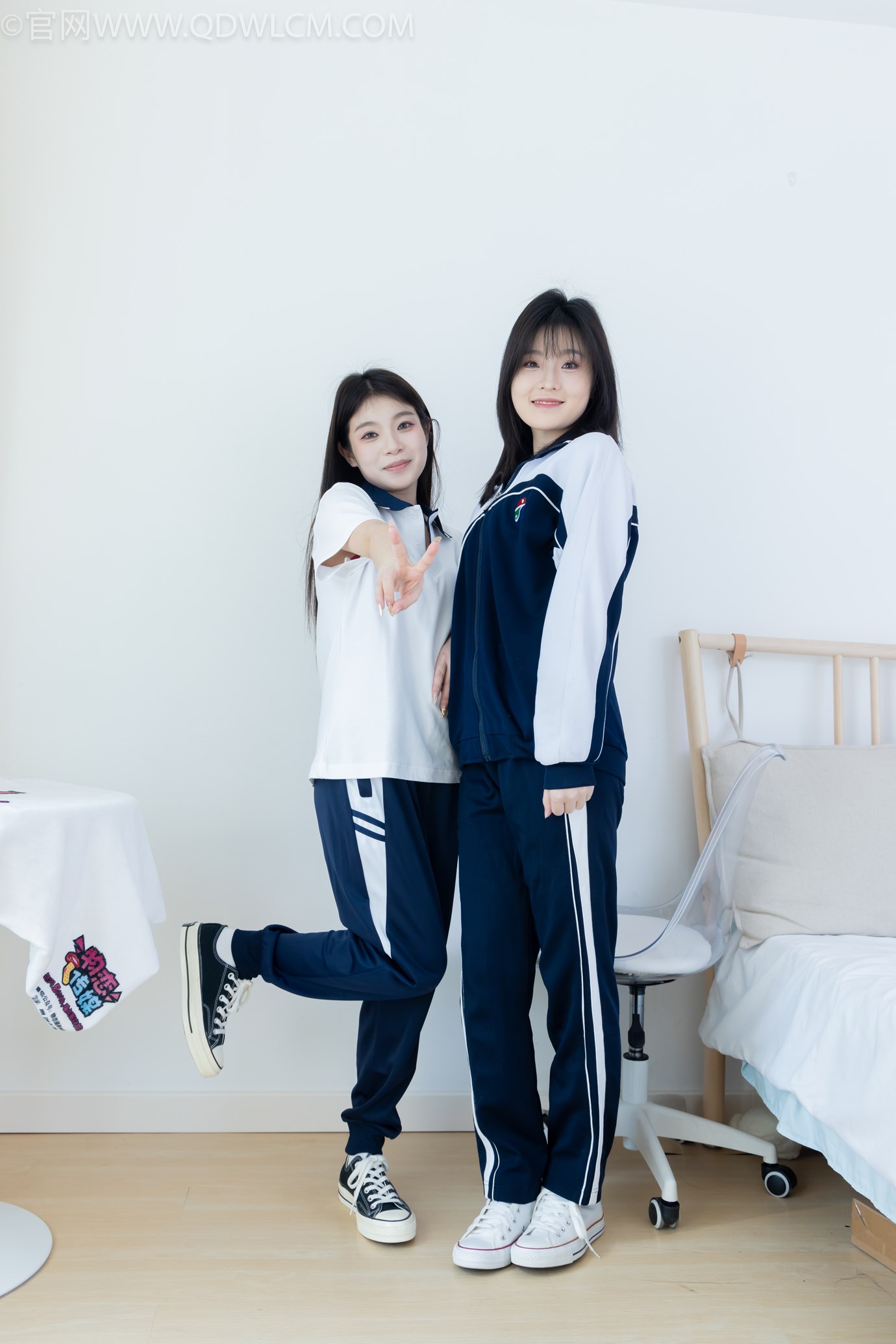 图片[116]-物恋传媒 NO.2322 闪闪青柠-帆布鞋、白棉袜、青柠薄肉丝、闪闪薄白丝[120P] – 速更版-美库