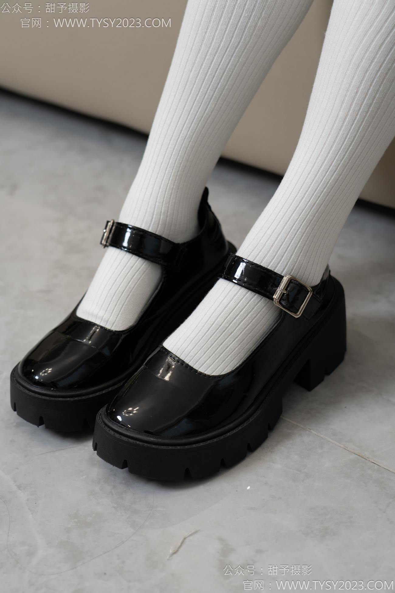 图片[24]-甜予摄影 NO.150 澜澜-皮鞋、大腿袜、小腿袜、波点白丝袜[131P] – 速更版-美库