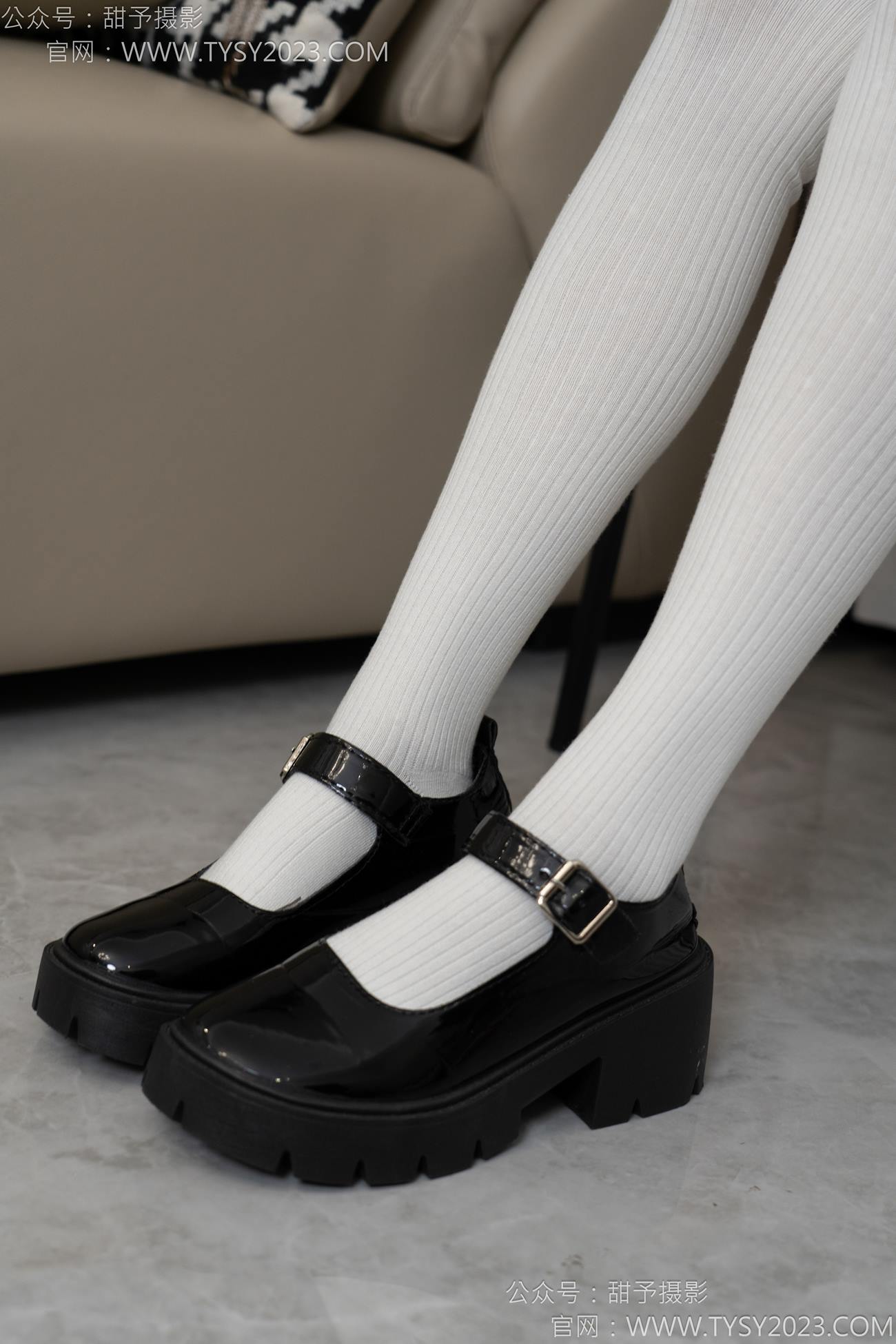 图片[30]-甜予摄影 NO.150 澜澜-皮鞋、大腿袜、小腿袜、波点白丝袜[131P] – 速更版-美库