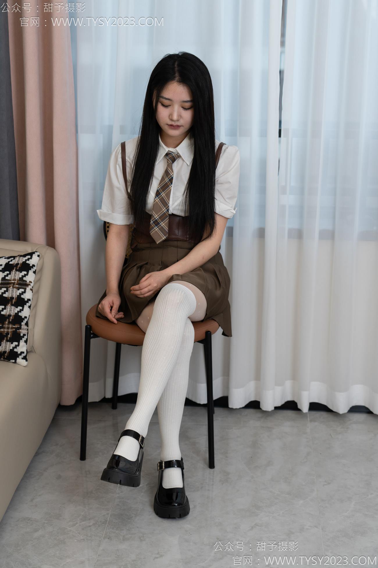 图片[31]-甜予摄影 NO.150 澜澜-皮鞋、大腿袜、小腿袜、波点白丝袜[131P] – 速更版-美库