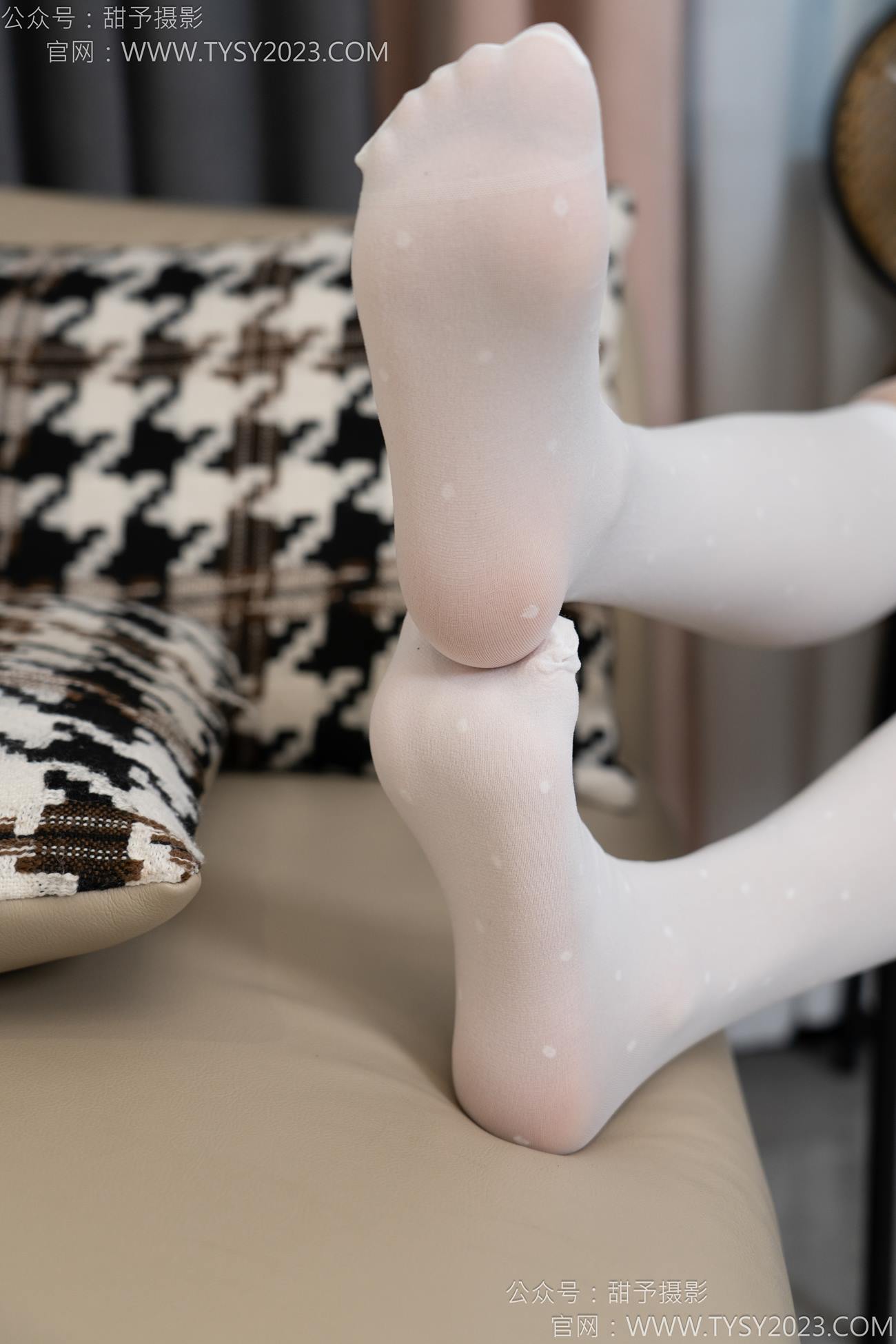 图片[61]-甜予摄影 NO.150 澜澜-皮鞋、大腿袜、小腿袜、波点白丝袜[131P] – 速更版-美库