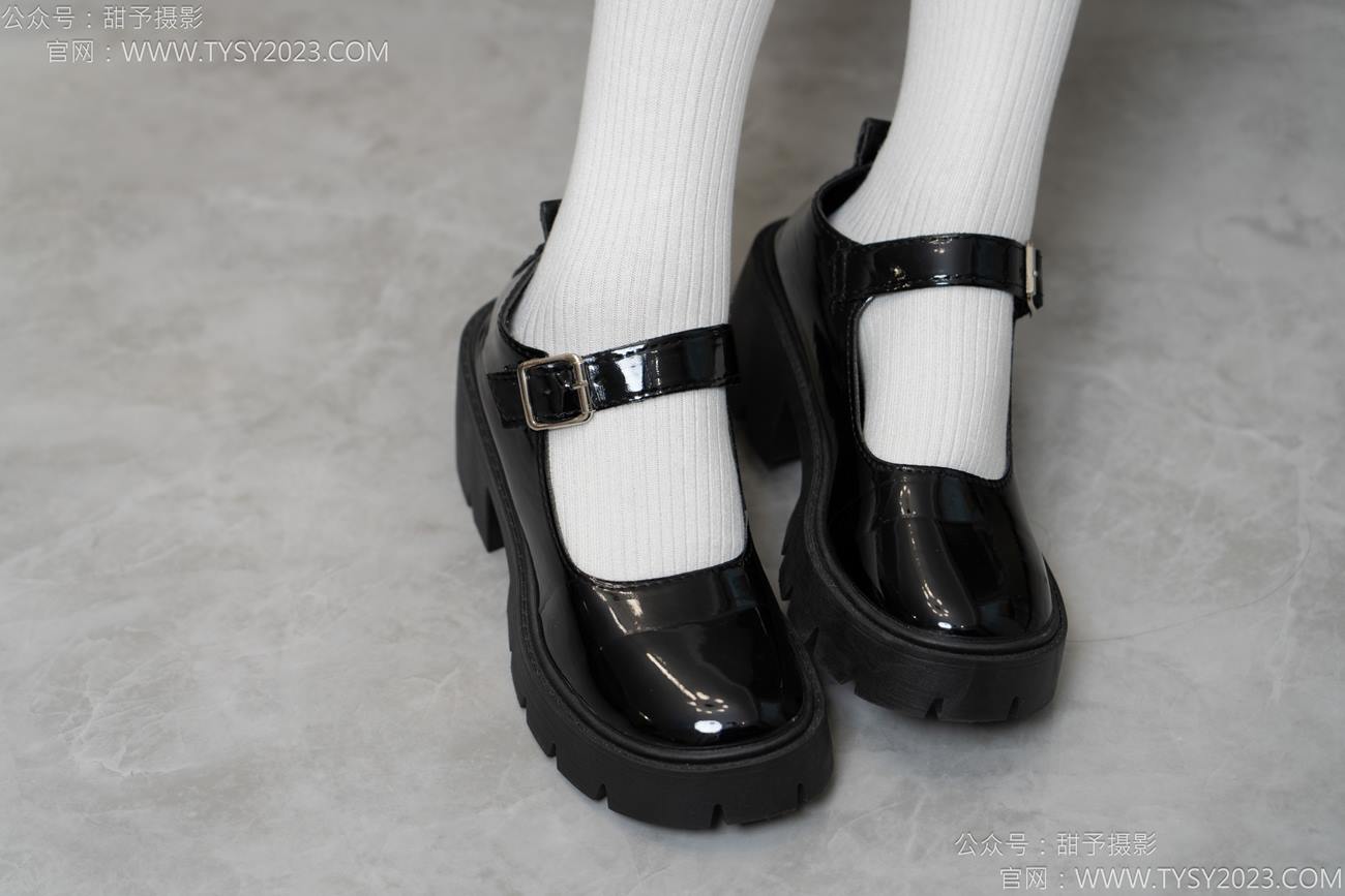 图片[111]-甜予摄影 NO.150 澜澜-皮鞋、大腿袜、小腿袜、波点白丝袜[131P] – 速更版-美库