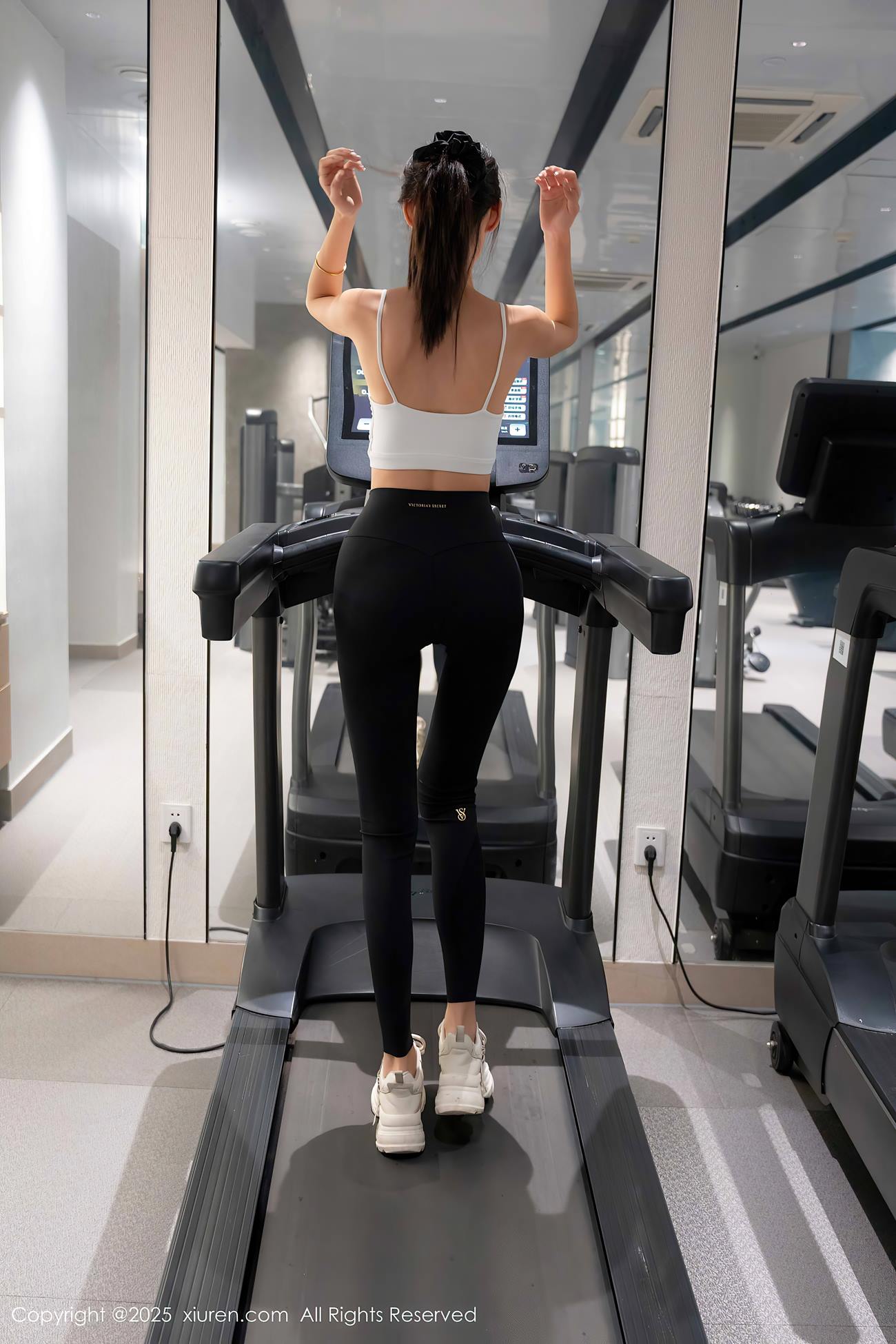 图片[35]-[Xiuren秀人网]2025.05.07 NO.10239 lingyu69[36+1P] – 速更版-美库