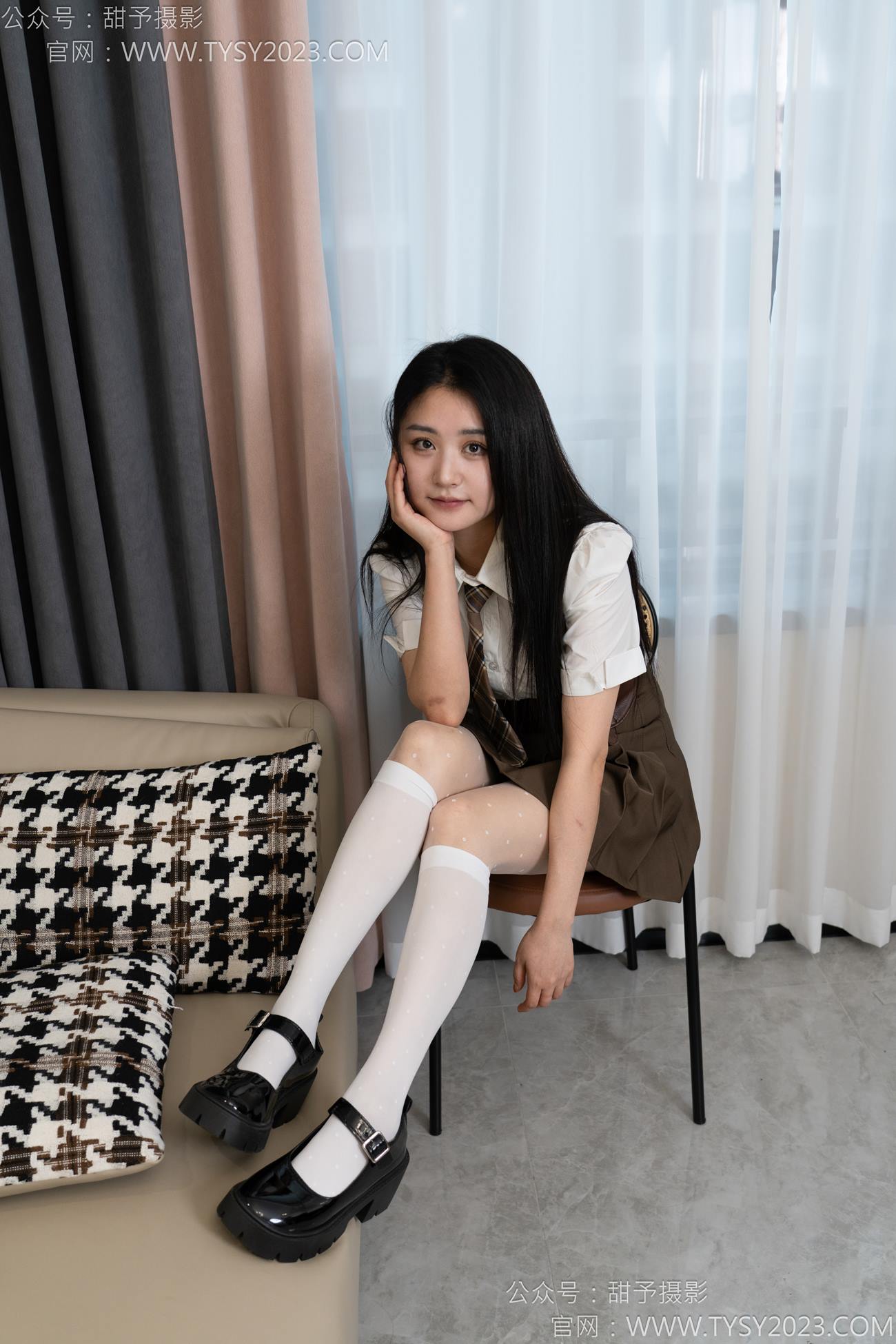 图片[125]-甜予摄影 NO.150 澜澜-皮鞋、大腿袜、小腿袜、波点白丝袜[131P] – 速更版-美库