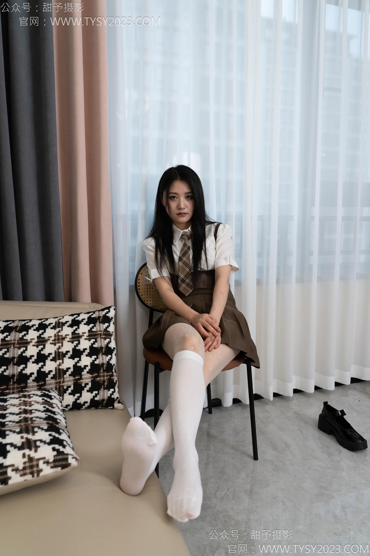 图片[132]-甜予摄影 NO.150 澜澜-皮鞋、大腿袜、小腿袜、波点白丝袜[131P] – 速更版-美库