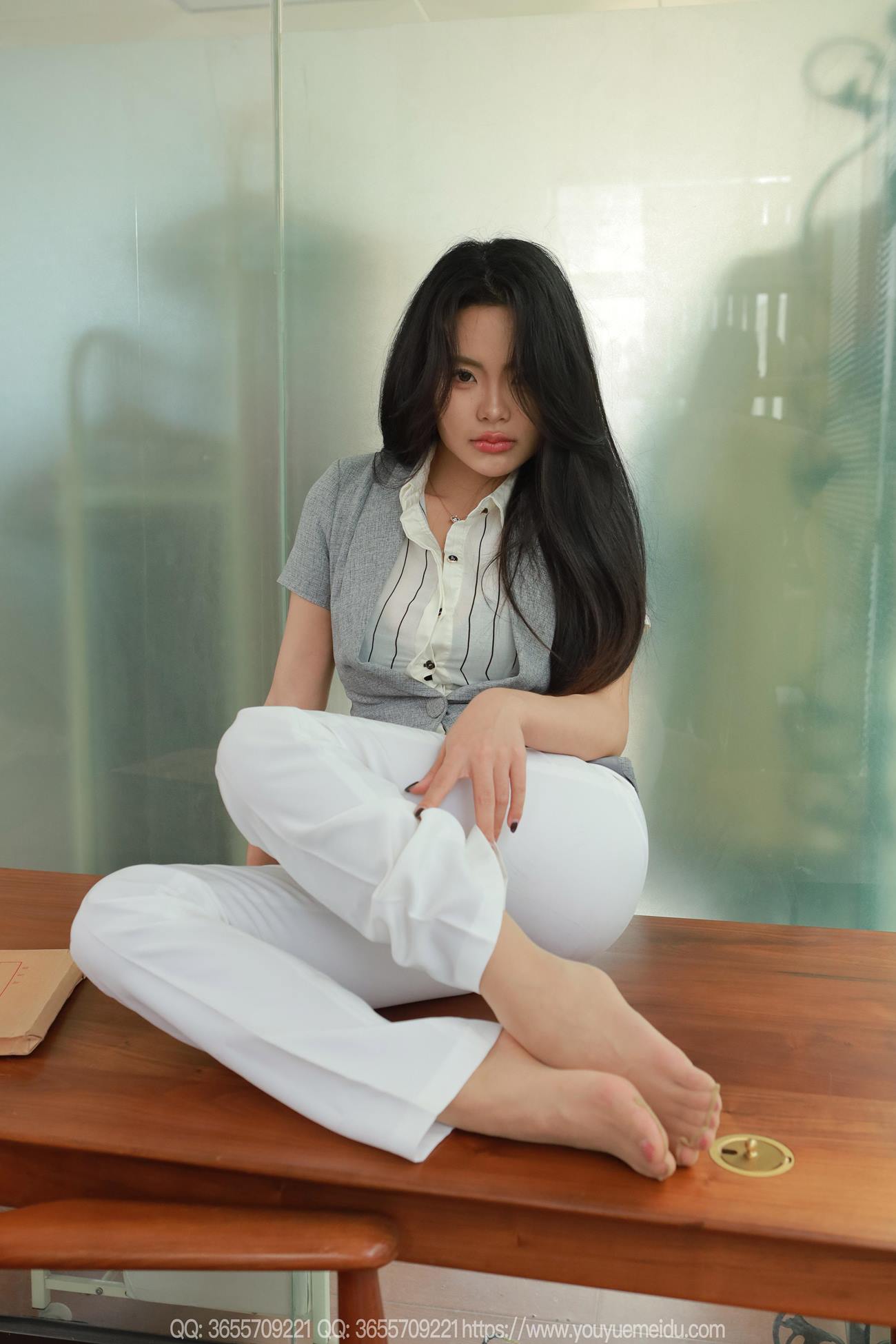 图片[72]-[IESS异思趣向] 2025.04.23 丝享家2035：兔兔《白色裤里丝》[72P] – 速更版-美库