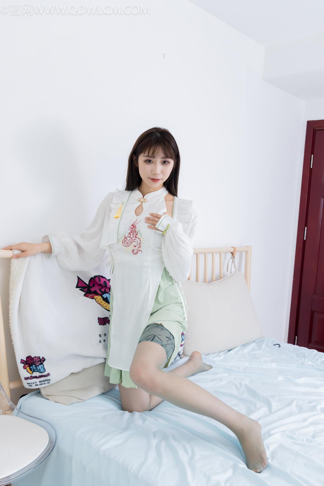 图片[97]-物恋传媒 NO.2323 泡泡-汉服、平底鞋、过膝丝袜[153P] – 速更版-美库