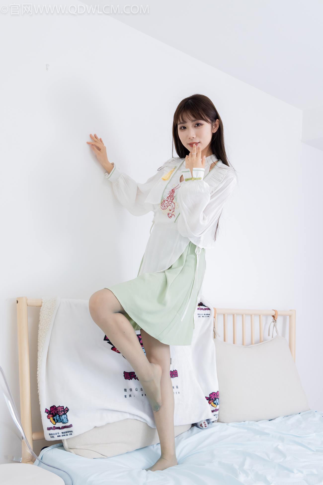 图片[124]-物恋传媒 NO.2323 泡泡-汉服、平底鞋、过膝丝袜[153P] – 速更版-美库