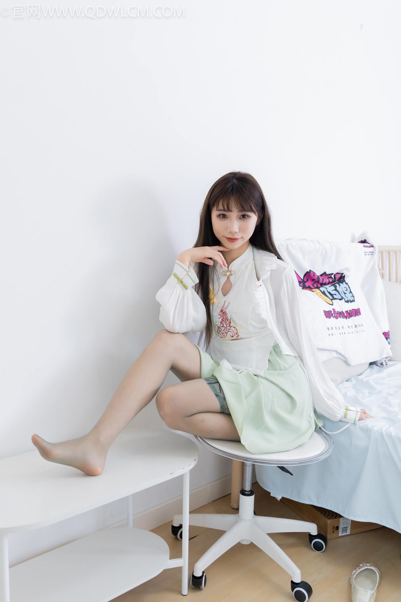 图片[137]-物恋传媒 NO.2323 泡泡-汉服、平底鞋、过膝丝袜[153P] – 速更版-美库