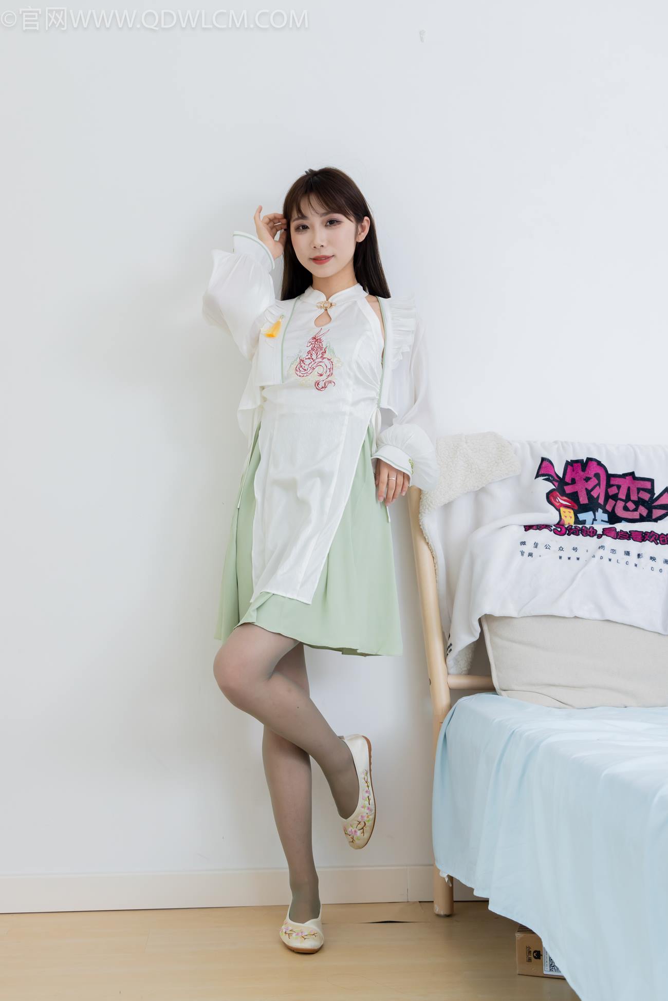 图片[153]-物恋传媒 NO.2323 泡泡-汉服、平底鞋、过膝丝袜[153P] – 速更版-美库