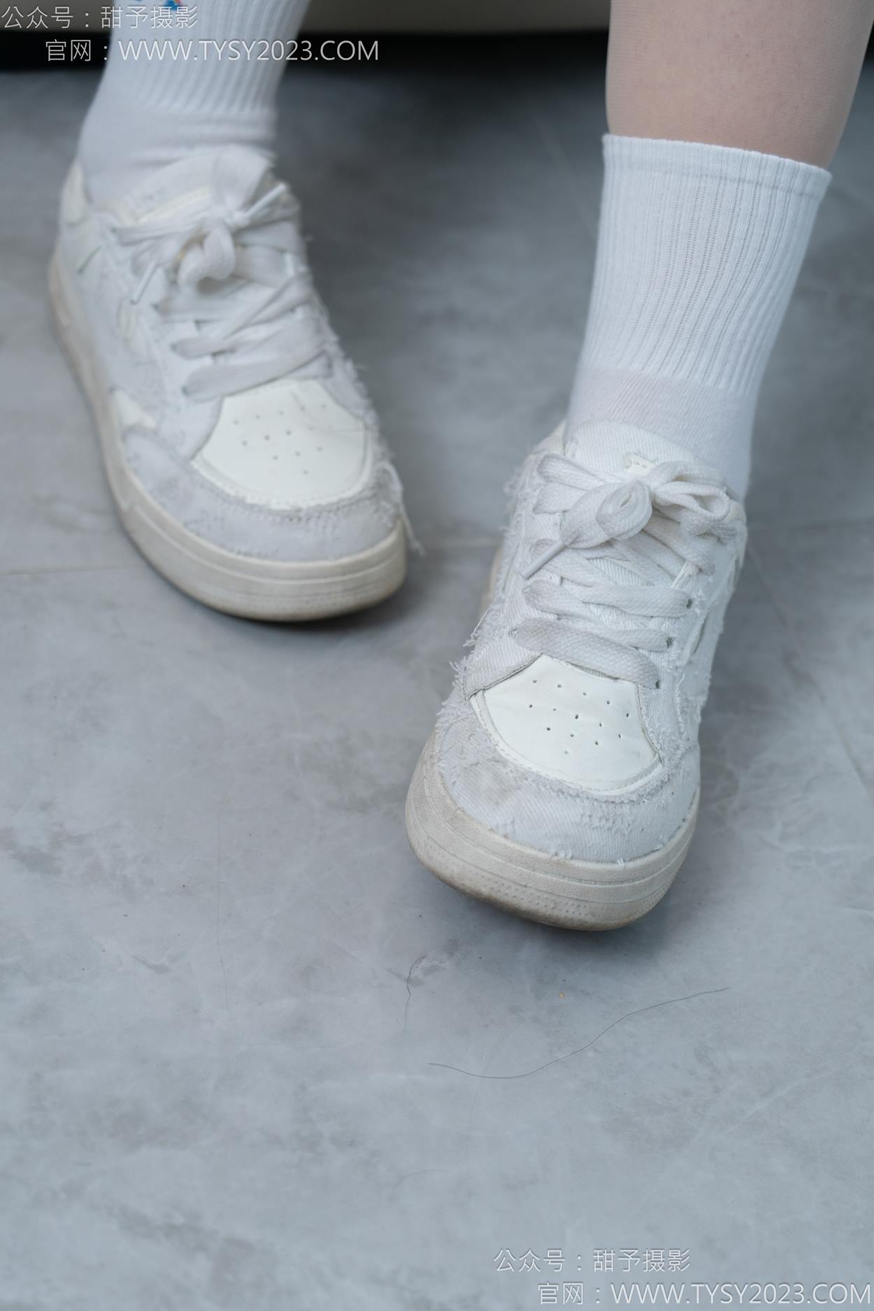 图片[19]-甜予摄影 NO.151 小葵-板鞋、白棉袜、薄肉丝[130P] – 速更版-美库