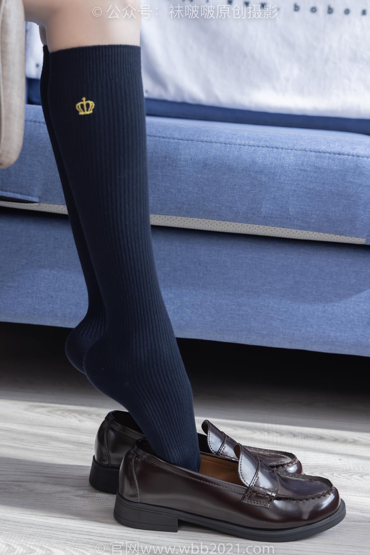 图片[15]-[BoBoSocks袜啵啵]NO.530 稚予-皮鞋、高跟鞋、深蓝色小腿棉袜、油亮白丝油亮肉丝、jk制服[110P] – 速更版-美库