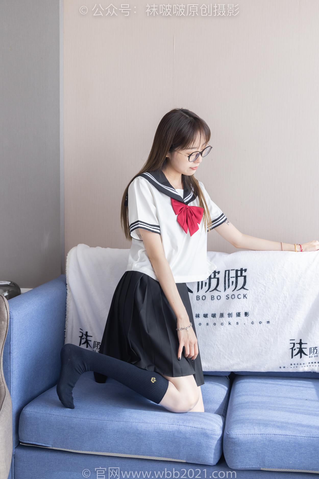 图片[27]-[BoBoSocks袜啵啵]NO.530 稚予-皮鞋、高跟鞋、深蓝色小腿棉袜、油亮白丝油亮肉丝、jk制服[110P] – 速更版-美库