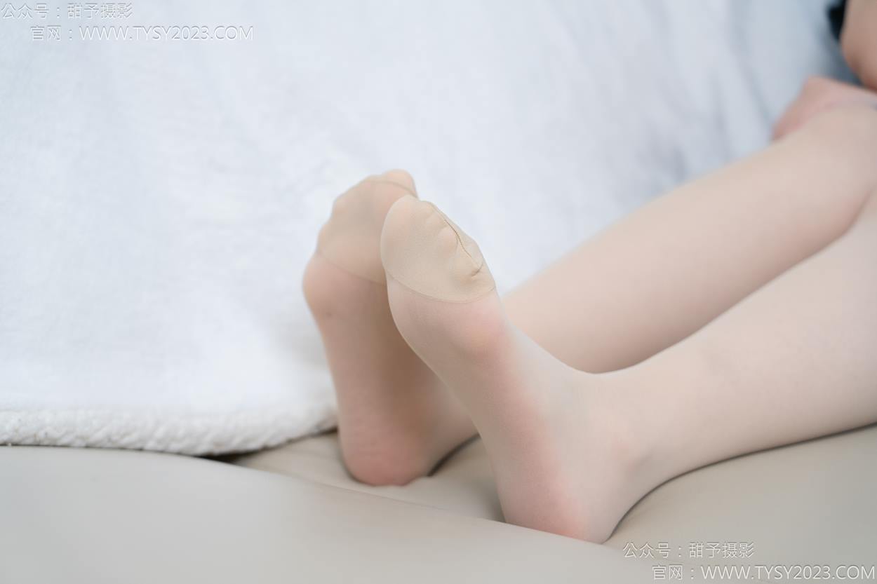 图片[127]-甜予摄影 NO.151 小葵-板鞋、白棉袜、薄肉丝[130P] – 速更版-美库