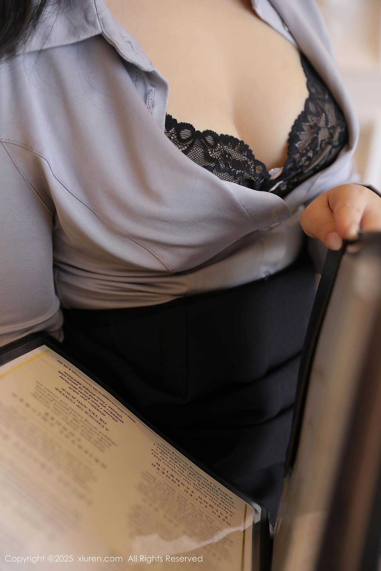 图片[15]-[Xiuren秀人网]2025.05.07 NO.10243 希雅sia[20+1P] – 速更版-美库