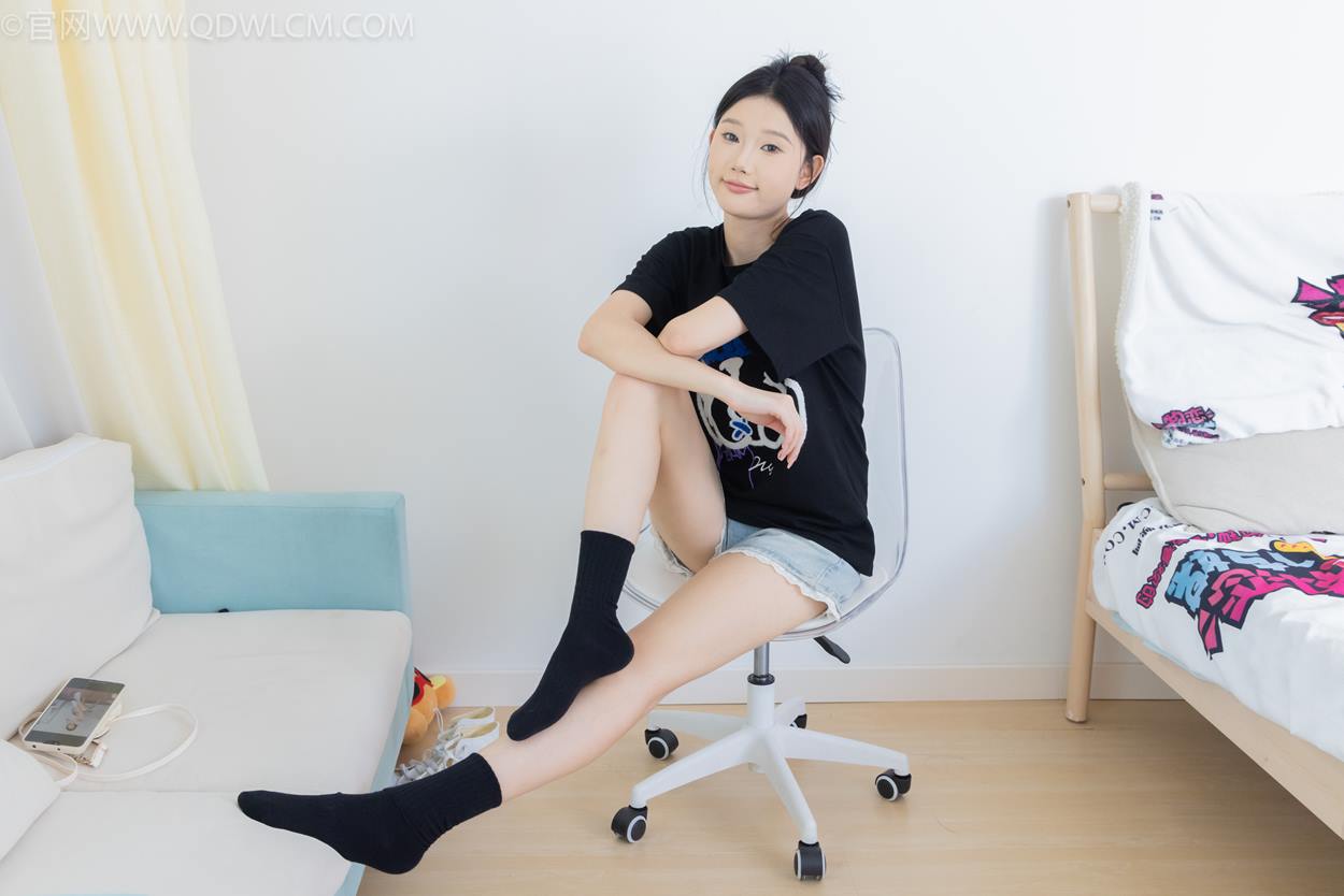 图片[10]-物恋传媒 NO.2324 小竹-匡威帆布鞋、白棉袜、黑棉袜[94P] – 速更版-美库