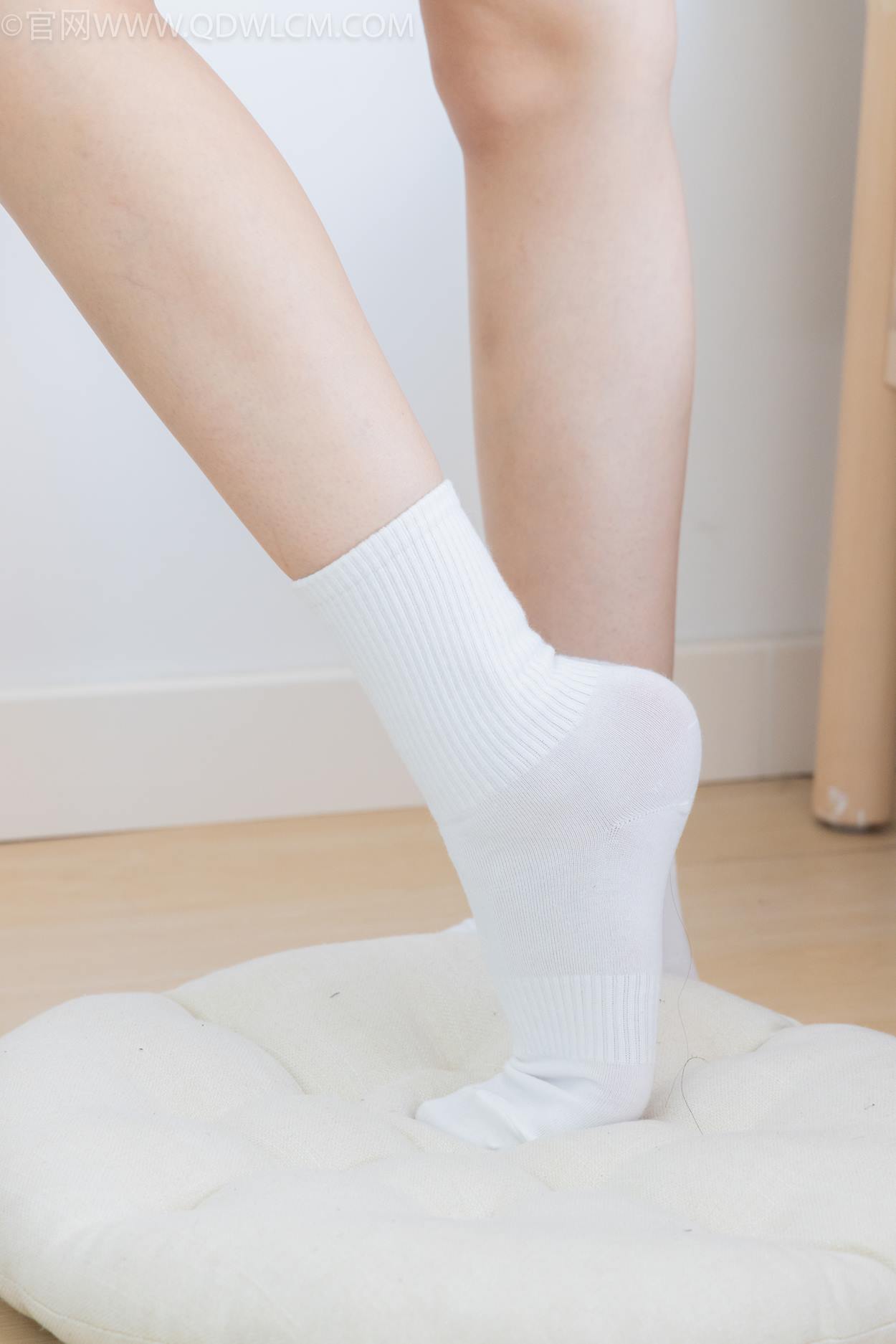图片[43]-物恋传媒 NO.2324 小竹-匡威帆布鞋、白棉袜、黑棉袜[94P] – 速更版-美库