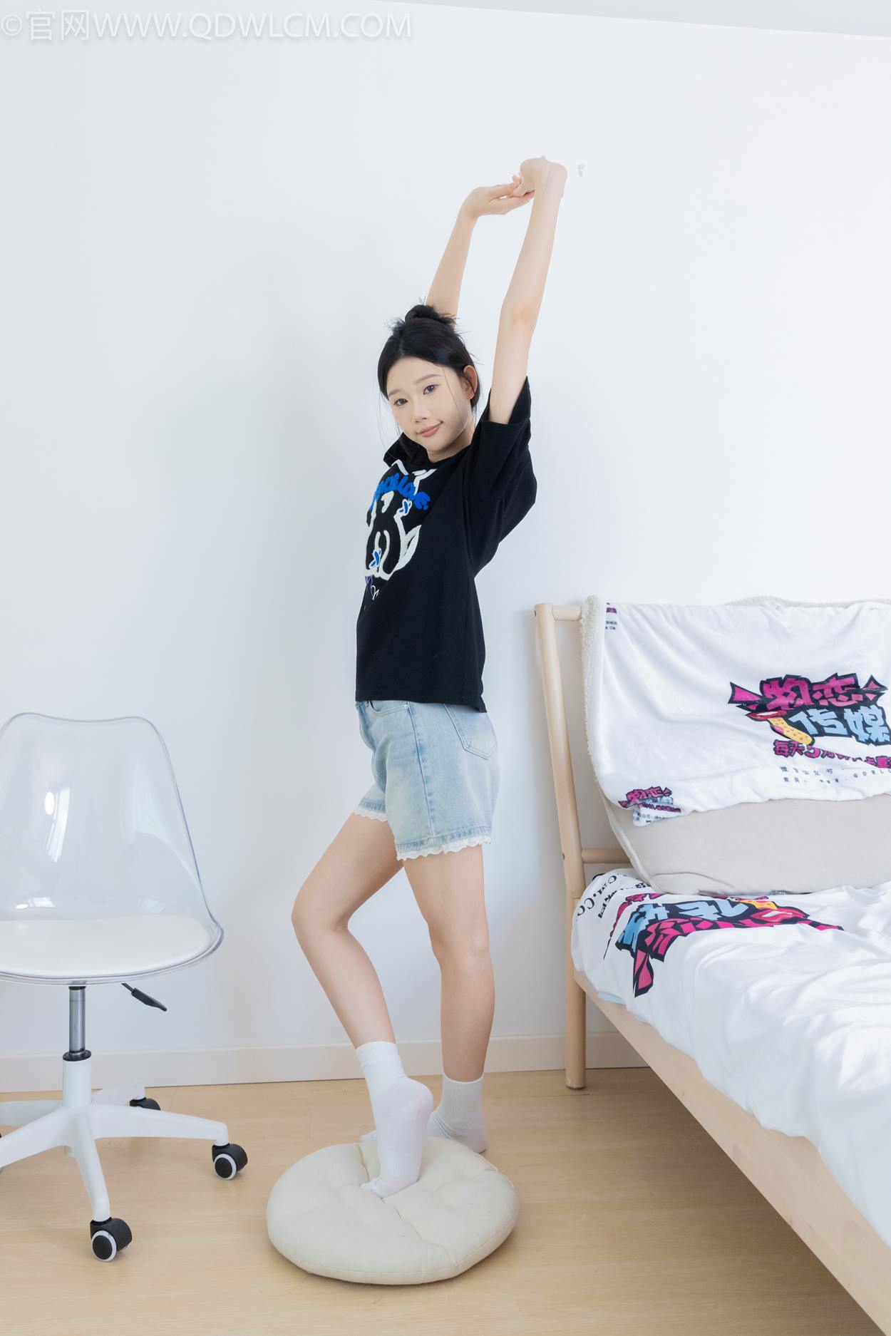 图片[48]-物恋传媒 NO.2324 小竹-匡威帆布鞋、白棉袜、黑棉袜[94P] – 速更版-美库