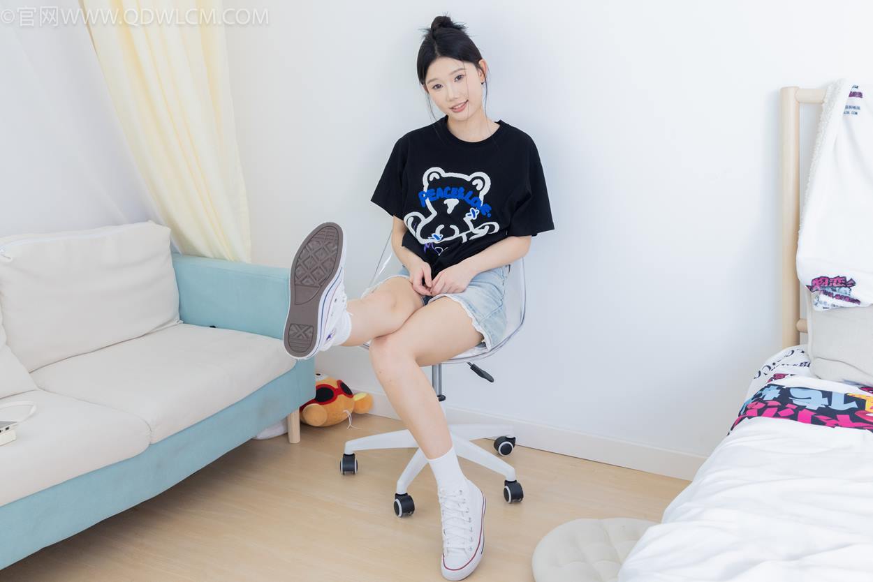 图片[57]-物恋传媒 NO.2324 小竹-匡威帆布鞋、白棉袜、黑棉袜[94P] – 速更版-美库