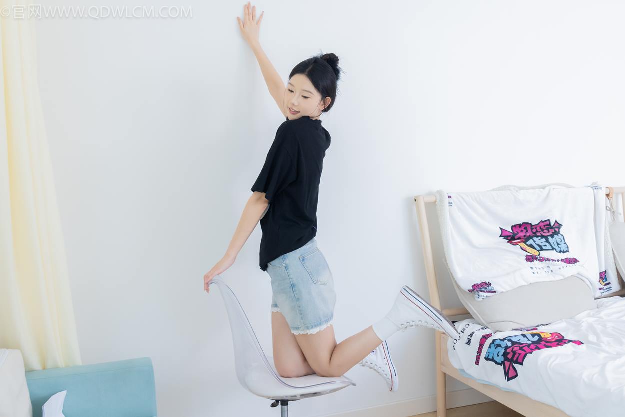 图片[69]-物恋传媒 NO.2324 小竹-匡威帆布鞋、白棉袜、黑棉袜[94P] – 速更版-美库