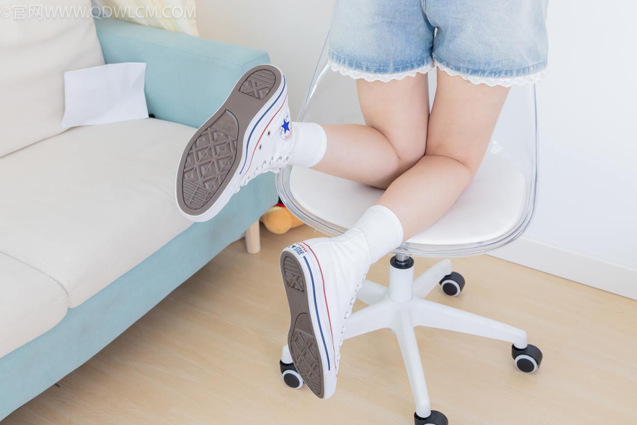 图片[73]-物恋传媒 NO.2324 小竹-匡威帆布鞋、白棉袜、黑棉袜[94P] – 速更版-美库