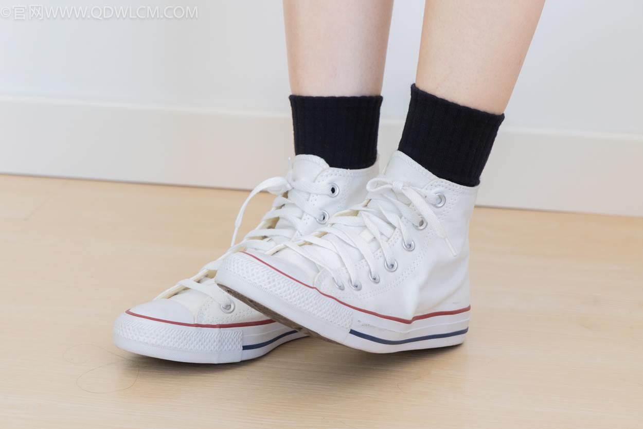 图片[82]-物恋传媒 NO.2324 小竹-匡威帆布鞋、白棉袜、黑棉袜[94P] – 速更版-美库