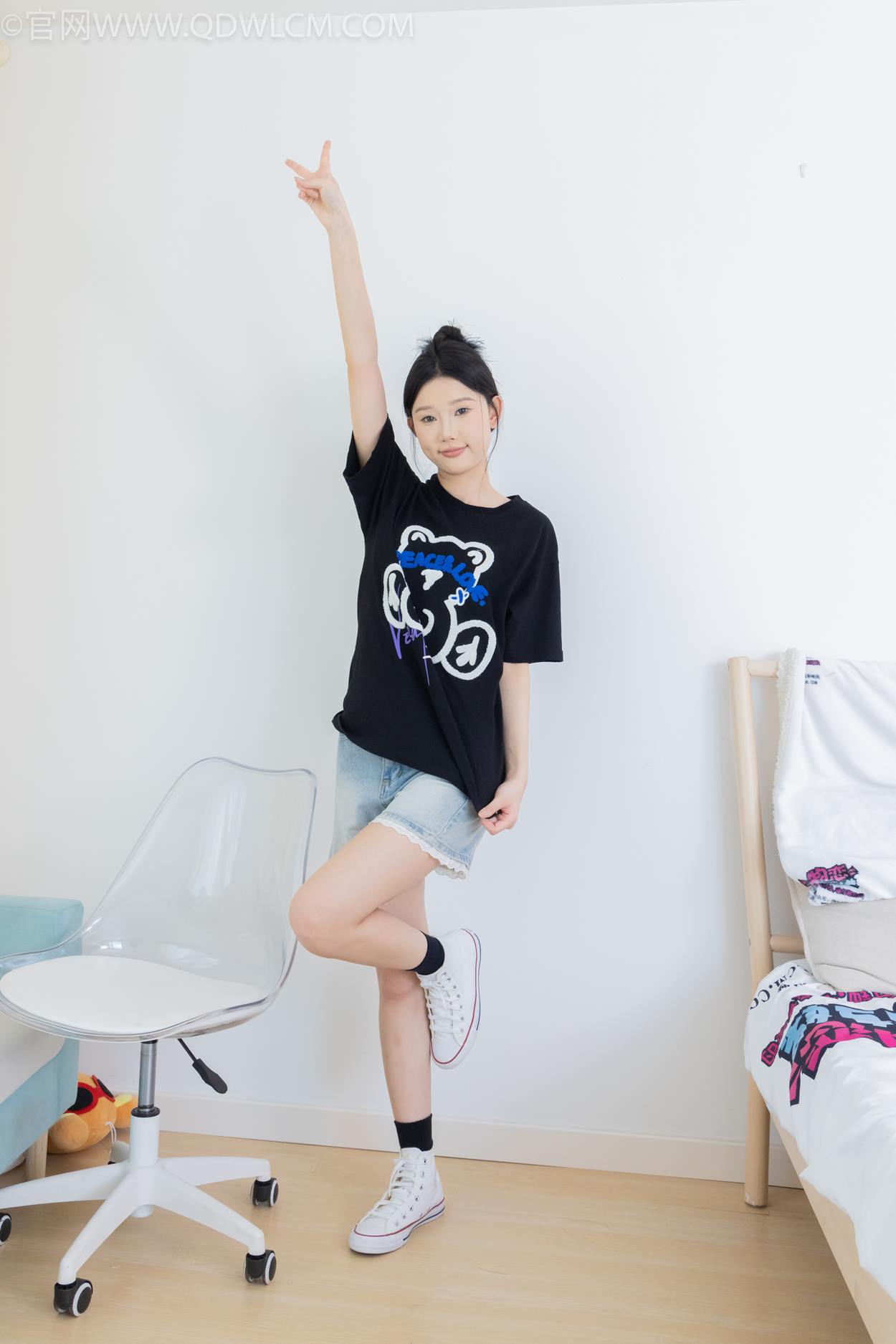 图片[83]-物恋传媒 NO.2324 小竹-匡威帆布鞋、白棉袜、黑棉袜[94P] – 速更版-美库