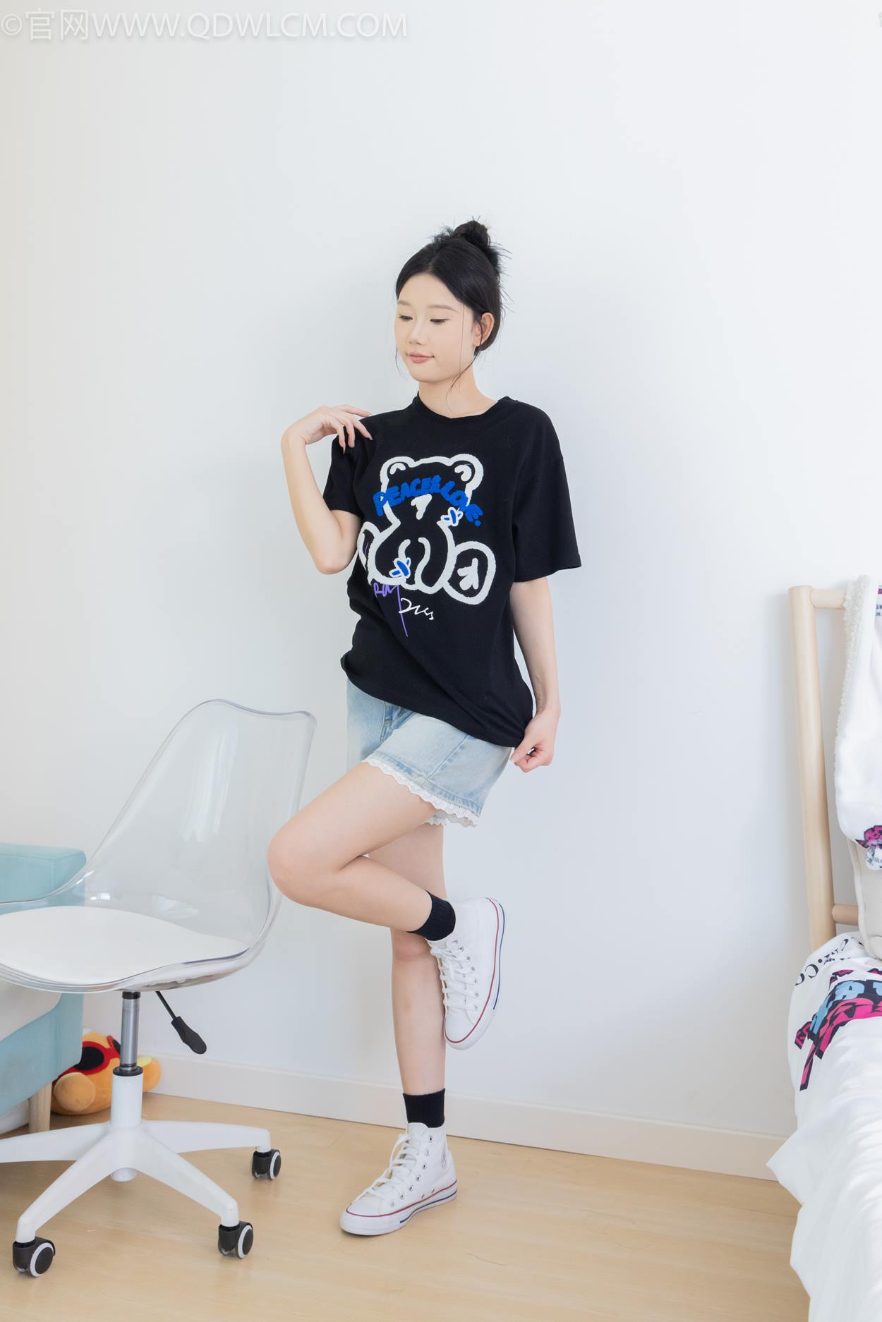 图片[85]-物恋传媒 NO.2324 小竹-匡威帆布鞋、白棉袜、黑棉袜[94P] – 速更版-美库