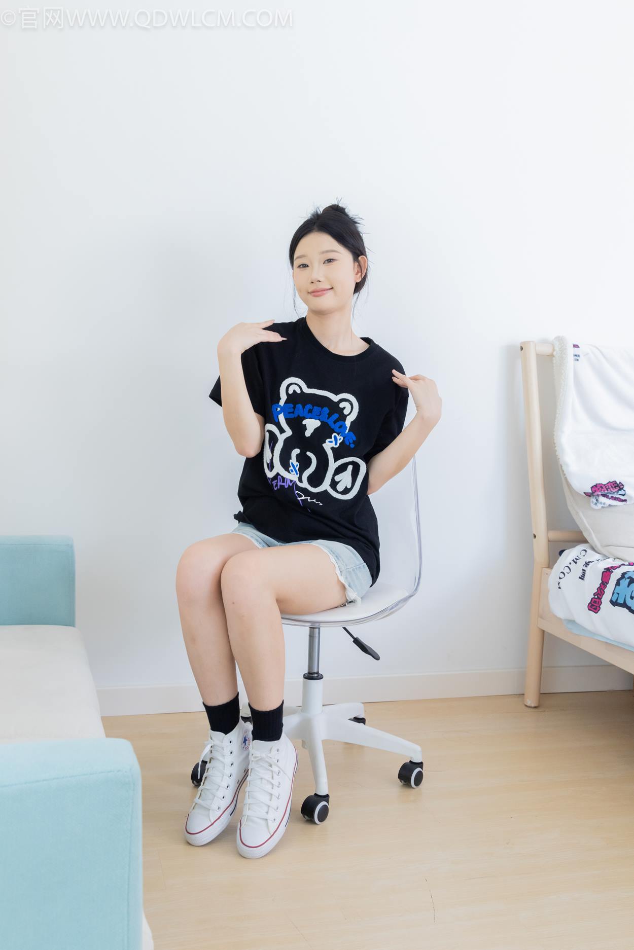 图片[89]-物恋传媒 NO.2324 小竹-匡威帆布鞋、白棉袜、黑棉袜[94P] – 速更版-美库