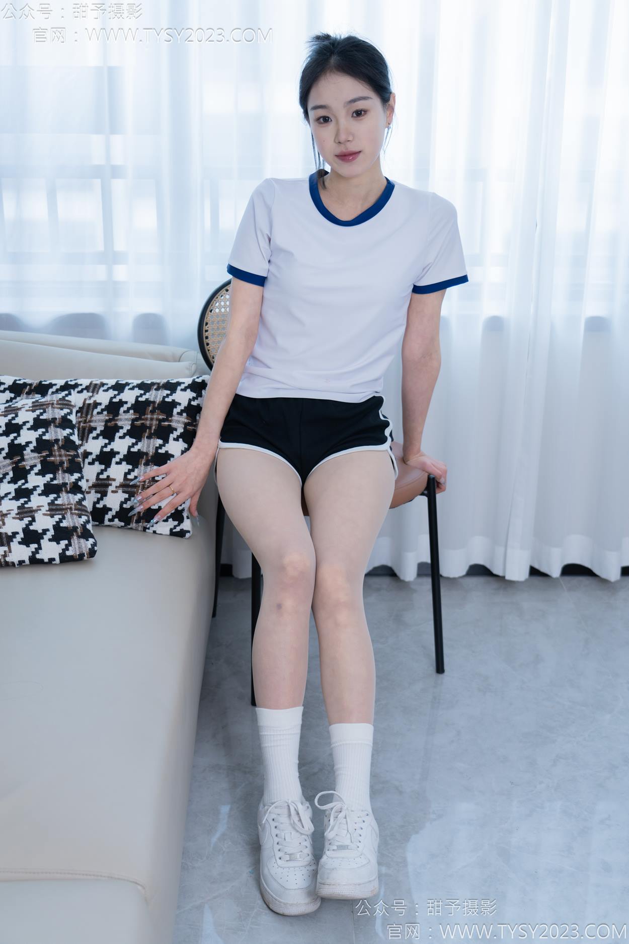 图片[12]-甜予摄影 NO.152 咻咻-板鞋、白棉袜、薄肉丝[130P] – 速更版-美库