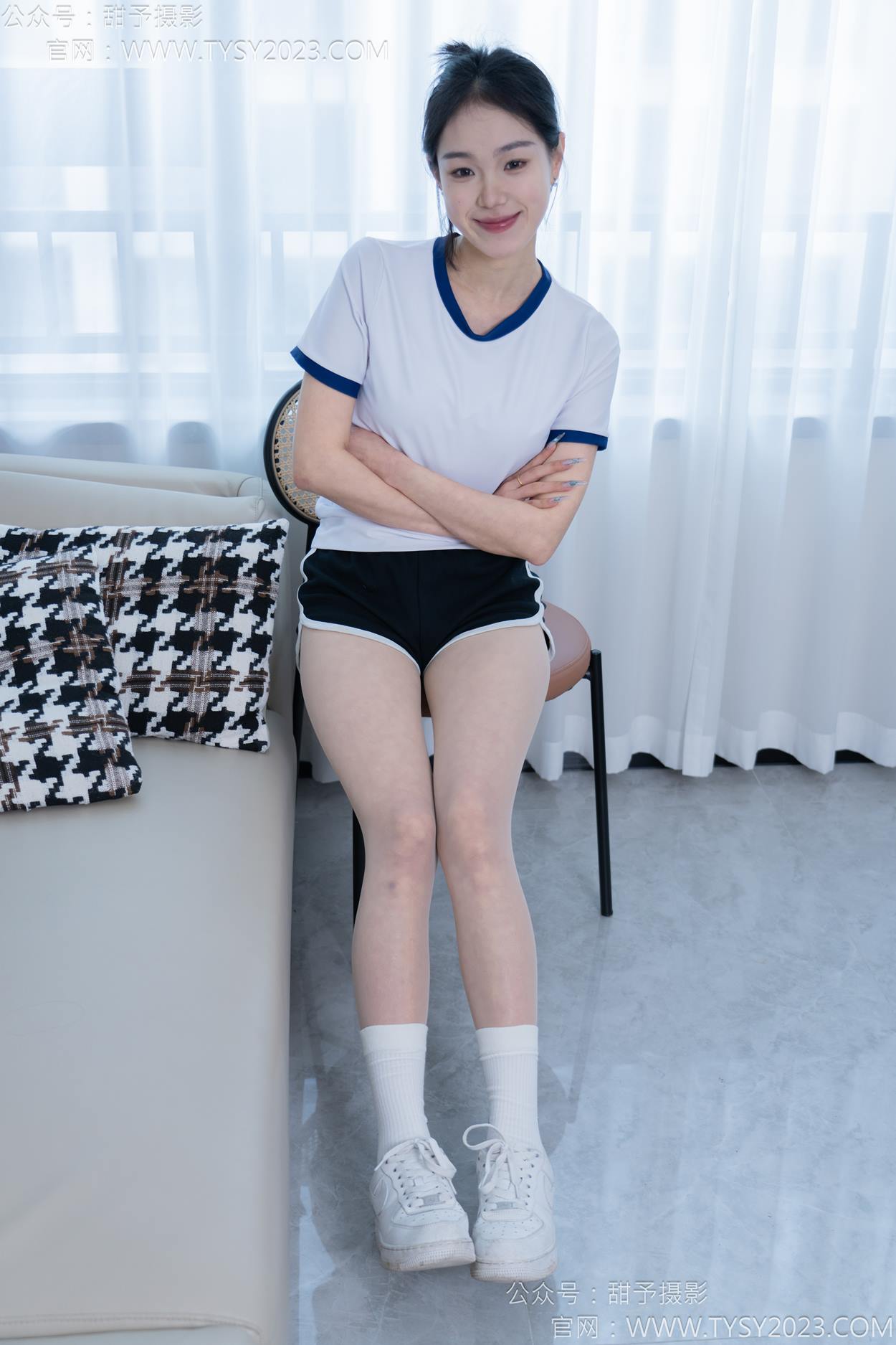 图片[19]-甜予摄影 NO.152 咻咻-板鞋、白棉袜、薄肉丝[130P] – 速更版-美库