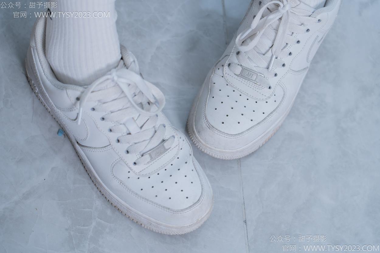 图片[29]-甜予摄影 NO.152 咻咻-板鞋、白棉袜、薄肉丝[130P] – 速更版-美库