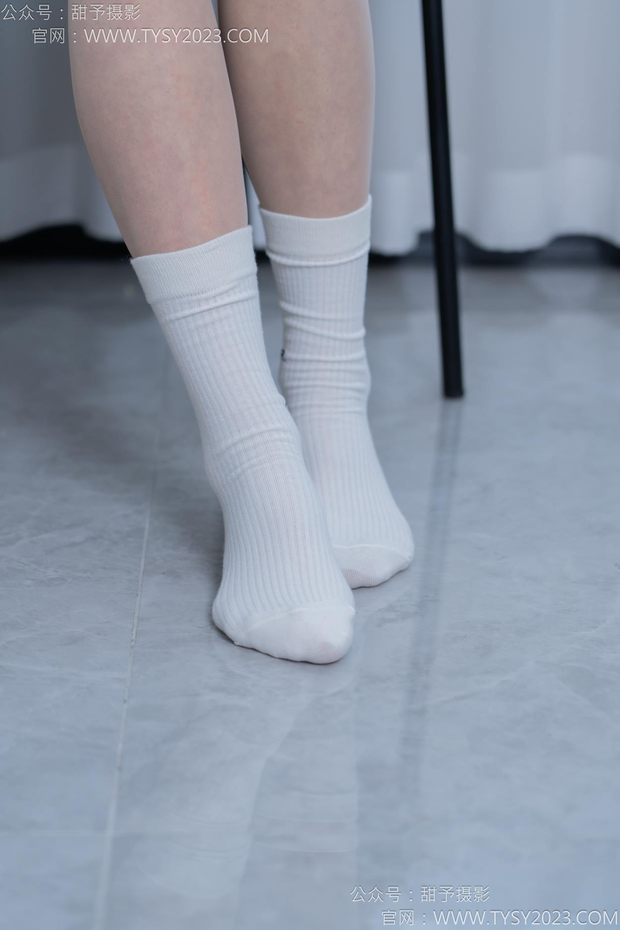 图片[40]-甜予摄影 NO.152 咻咻-板鞋、白棉袜、薄肉丝[130P] – 速更版-美库