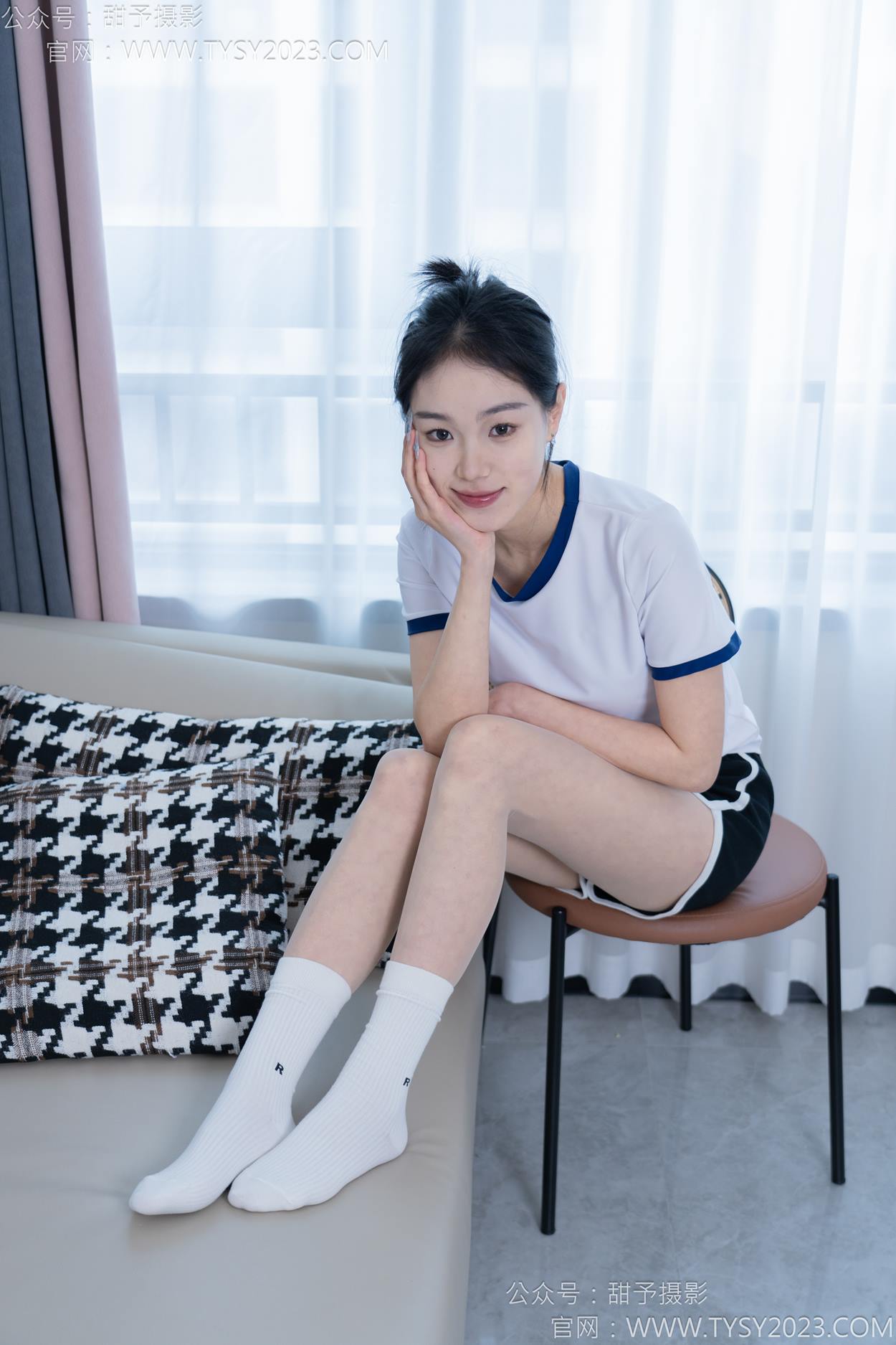图片[48]-甜予摄影 NO.152 咻咻-板鞋、白棉袜、薄肉丝[130P] – 速更版-美库