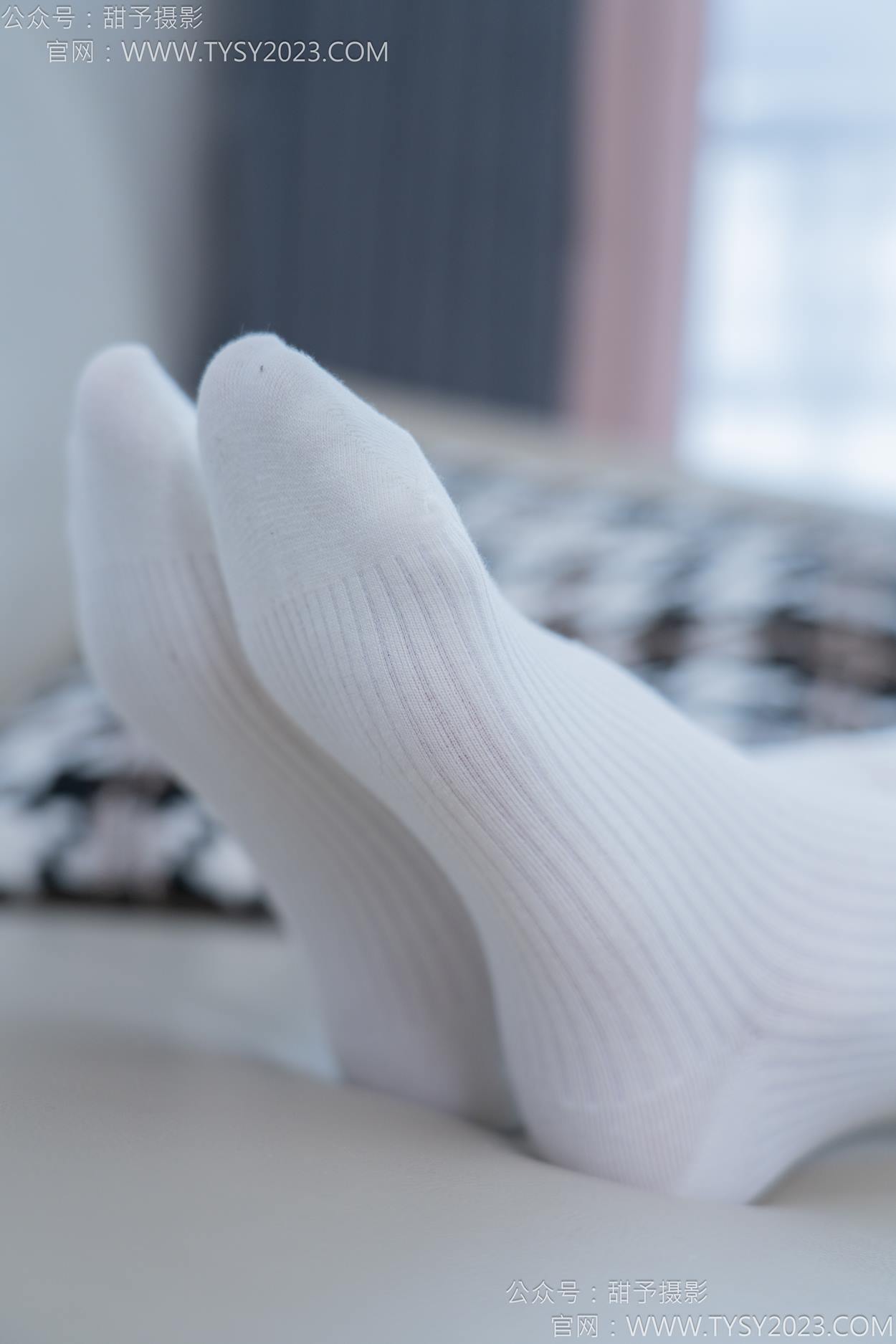 图片[54]-甜予摄影 NO.152 咻咻-板鞋、白棉袜、薄肉丝[130P] – 速更版-美库