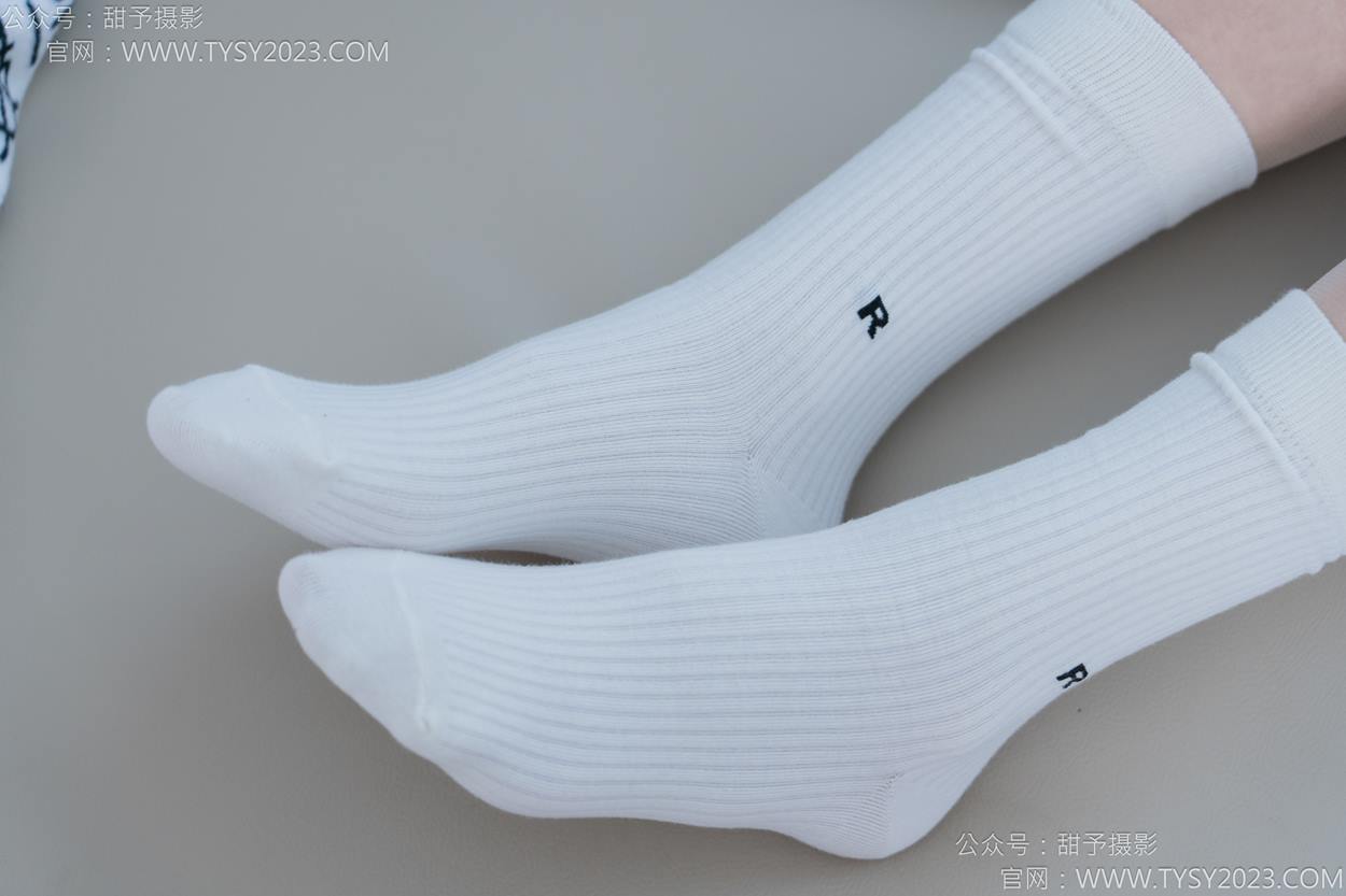 图片[60]-甜予摄影 NO.152 咻咻-板鞋、白棉袜、薄肉丝[130P] – 速更版-美库