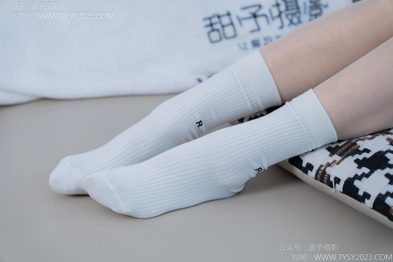 图片[65]-甜予摄影 NO.152 咻咻-板鞋、白棉袜、薄肉丝[130P] – 速更版-美库
