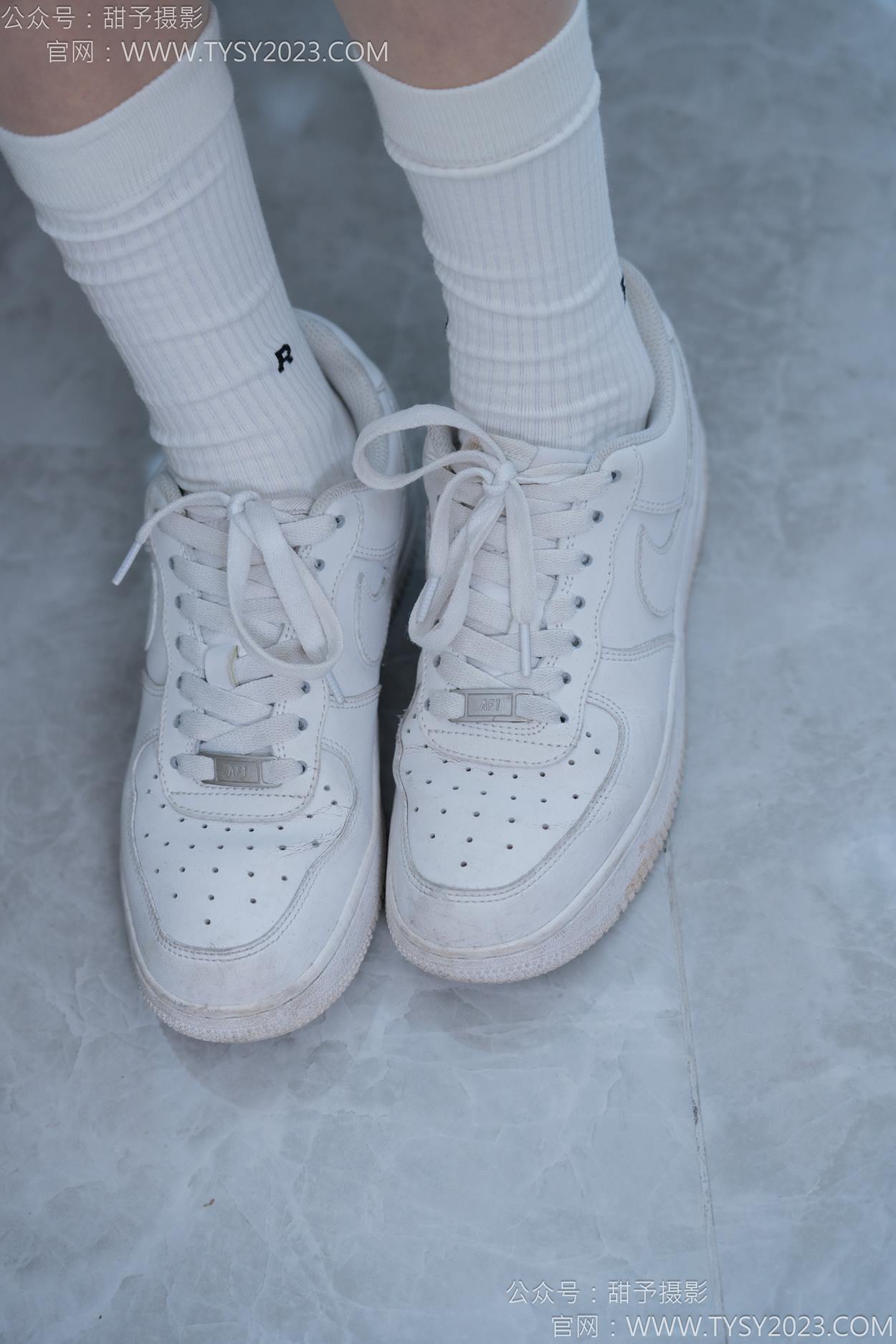 图片[127]-甜予摄影 NO.152 咻咻-板鞋、白棉袜、薄肉丝[130P] – 速更版-美库