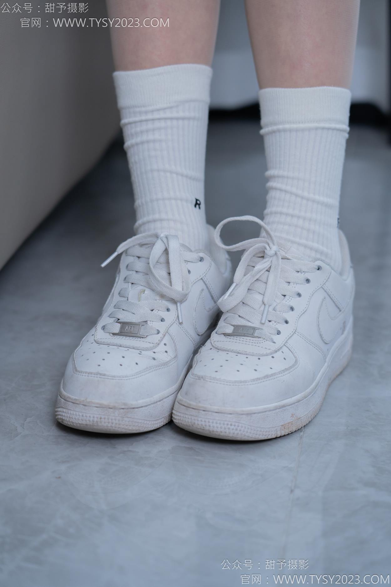 图片[128]-甜予摄影 NO.152 咻咻-板鞋、白棉袜、薄肉丝[130P] – 速更版-美库