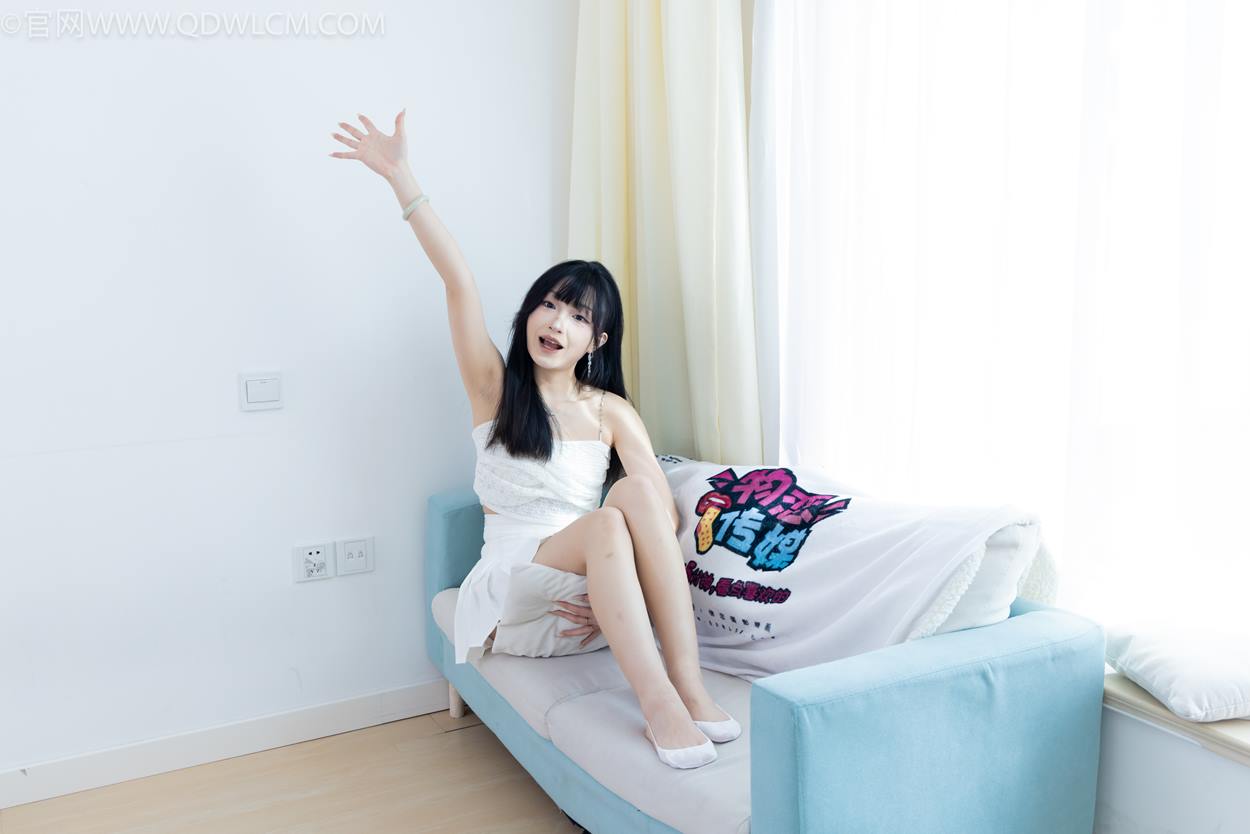 图片[34]-物恋传媒 NO.2325 嘟嘟-透明高跟鞋、高跟凉鞋、白船袜、裸足[156P] – 速更版-美库