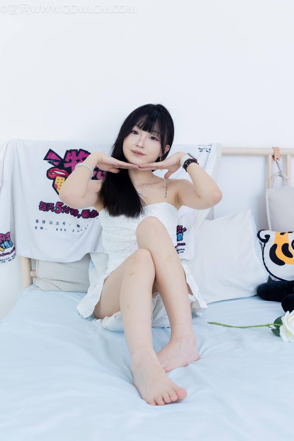 图片[108]-物恋传媒 NO.2325 嘟嘟-透明高跟鞋、高跟凉鞋、白船袜、裸足[156P] – 速更版-美库