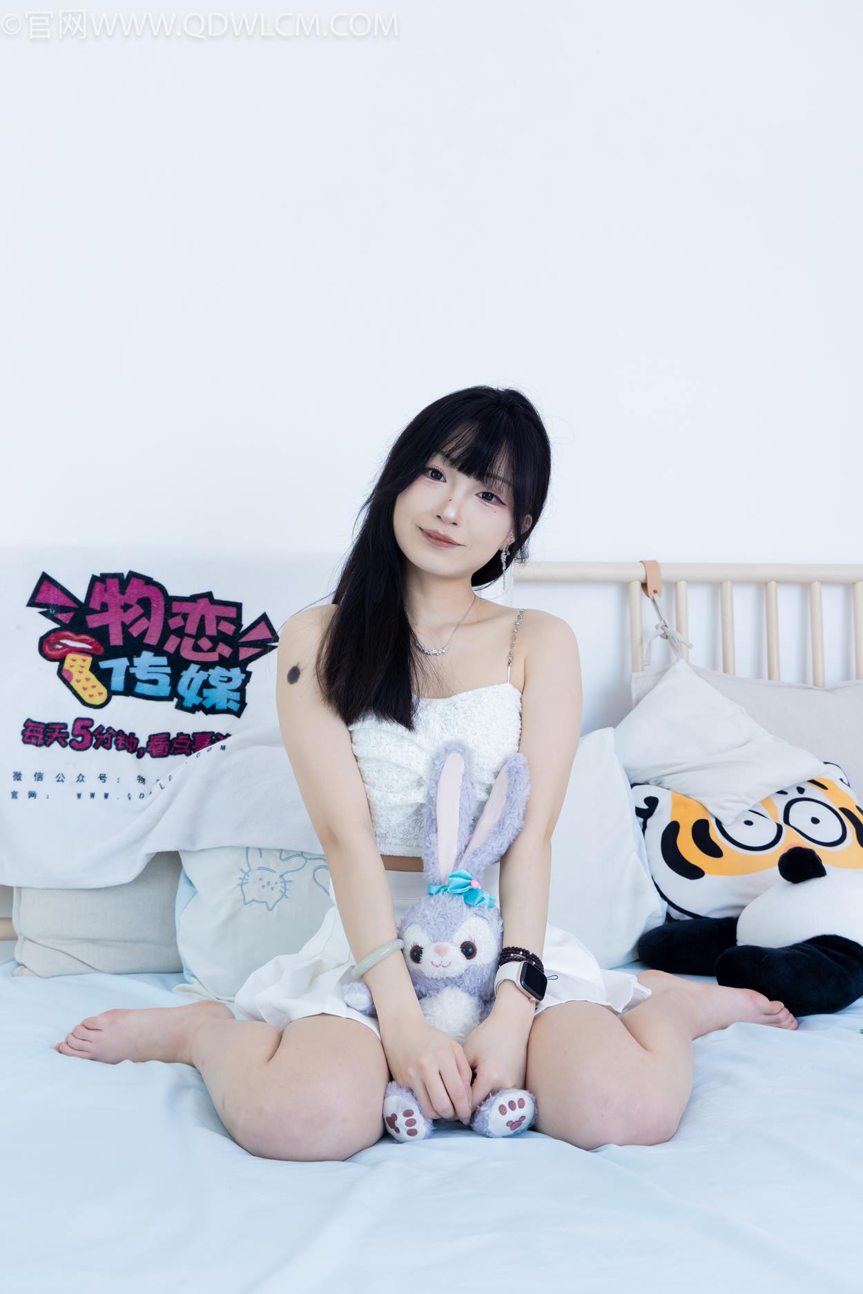 图片[141]-物恋传媒 NO.2325 嘟嘟-透明高跟鞋、高跟凉鞋、白船袜、裸足[156P] – 速更版-美库