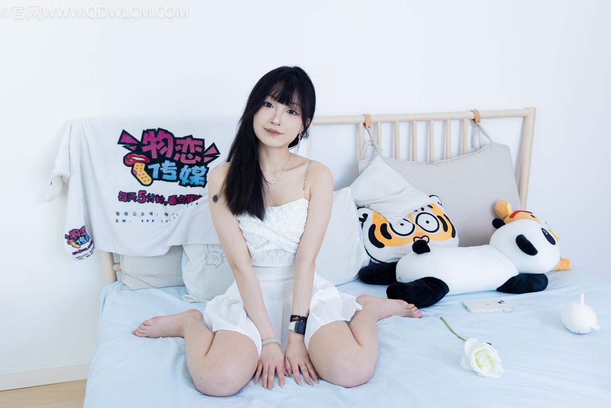 图片[142]-物恋传媒 NO.2325 嘟嘟-透明高跟鞋、高跟凉鞋、白船袜、裸足[156P] – 速更版-美库