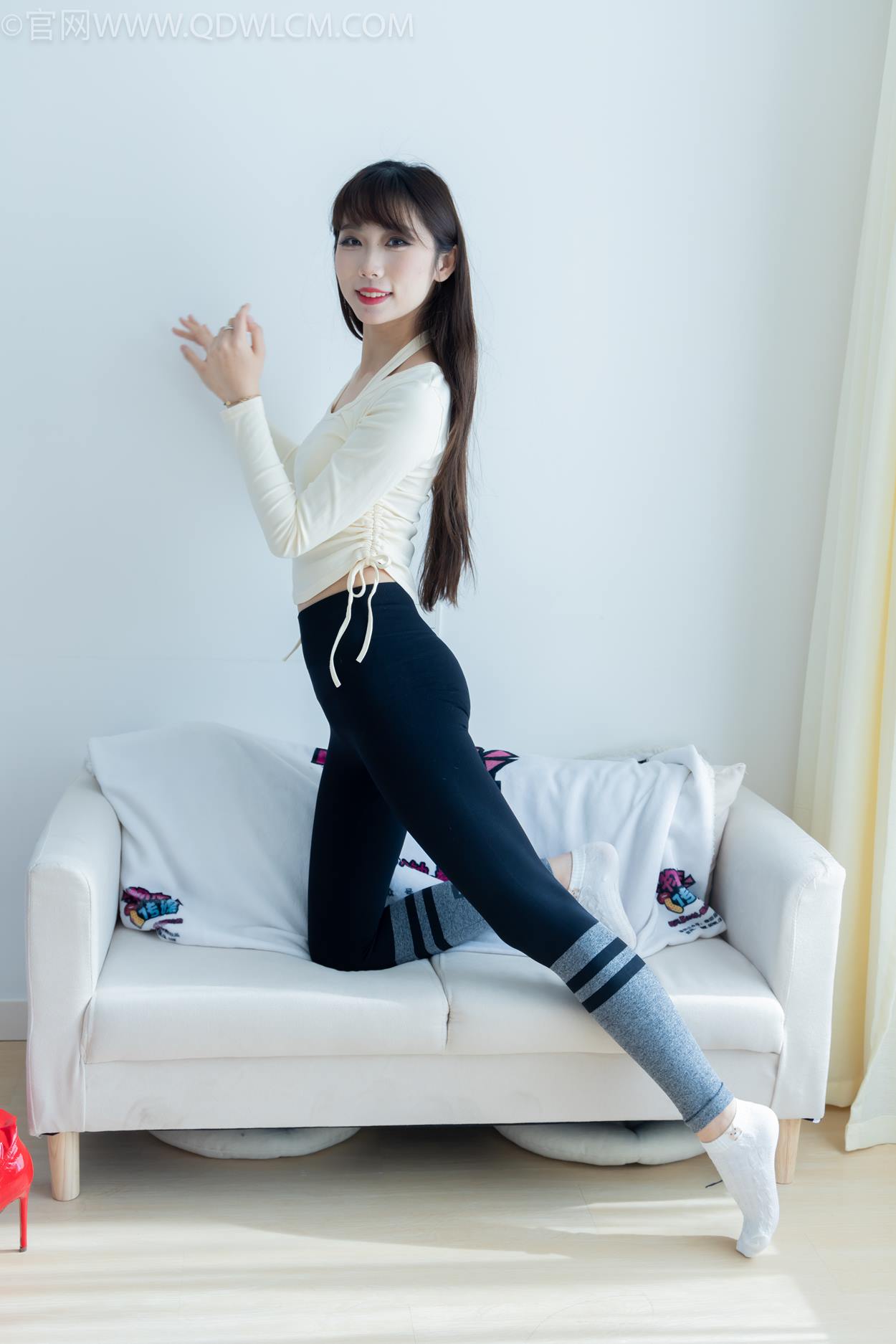 图片[18]-物恋传媒 NO.2326 泡泡-高跟长靴、白棉袜、裸足[128P] – 速更版-美库