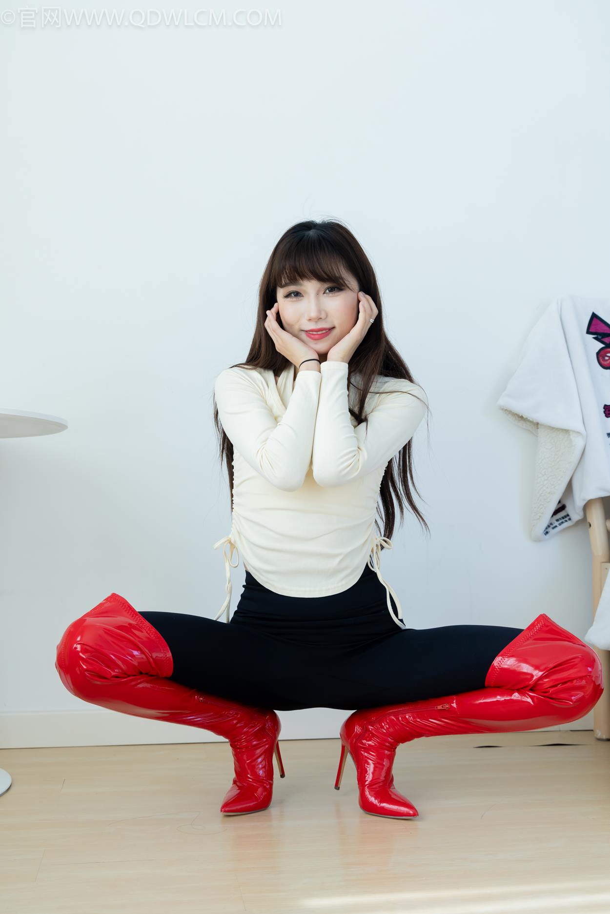 图片[21]-物恋传媒 NO.2326 泡泡-高跟长靴、白棉袜、裸足[128P] – 速更版-美库