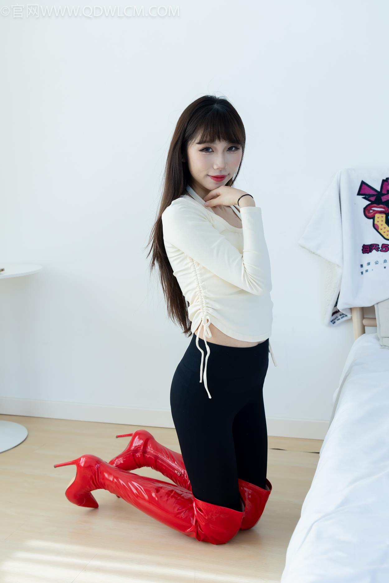 图片[52]-物恋传媒 NO.2326 泡泡-高跟长靴、白棉袜、裸足[128P] – 速更版-美库