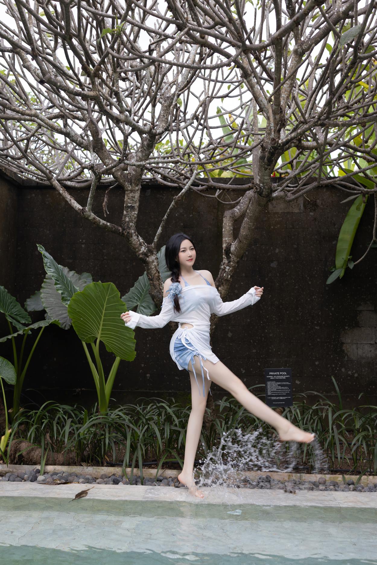 图片[28]-秀人名模鱼子酱Fish《清凉一夏》写真[57P] – 速更版-美库