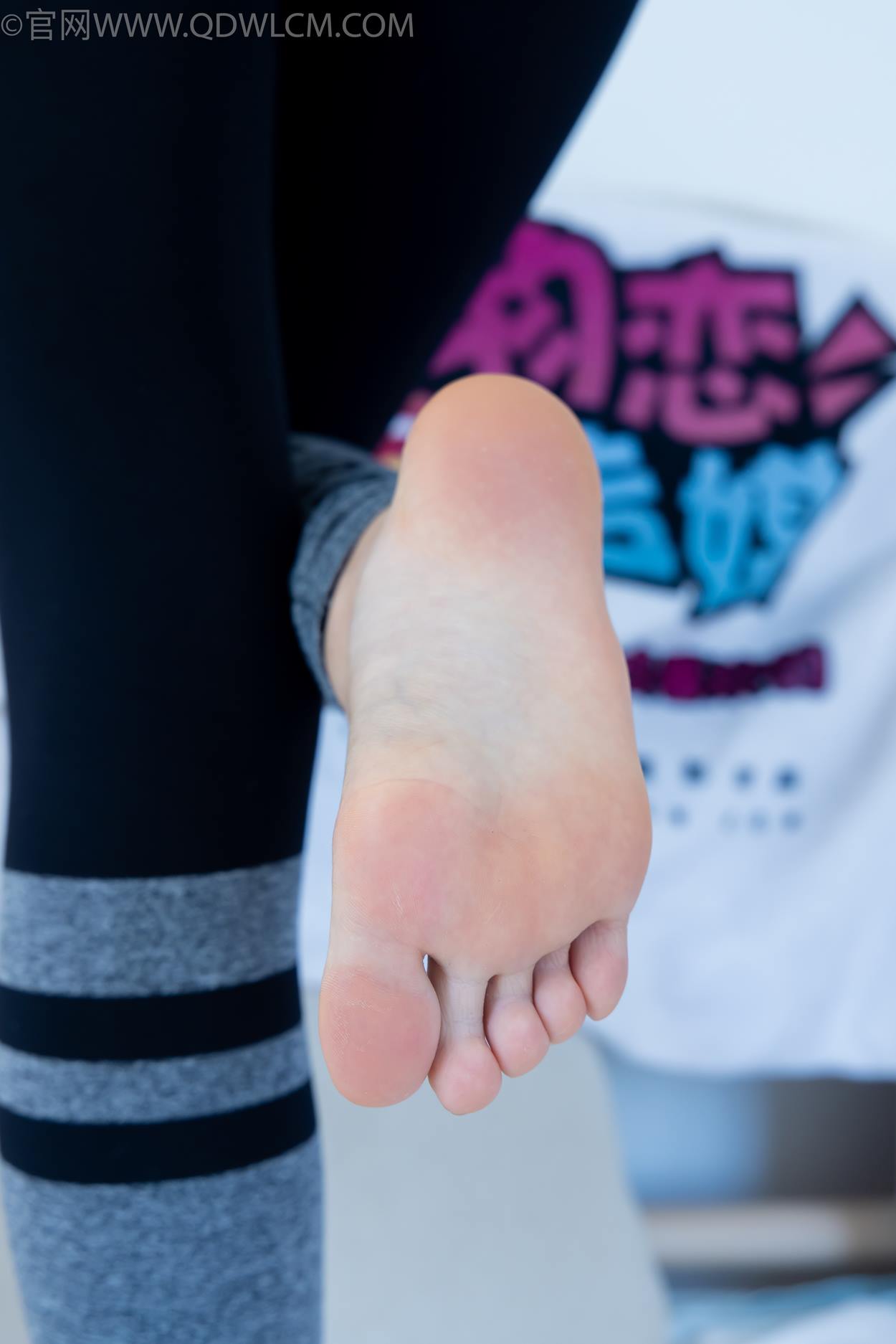 图片[75]-物恋传媒 NO.2326 泡泡-高跟长靴、白棉袜、裸足[128P] – 速更版-美库