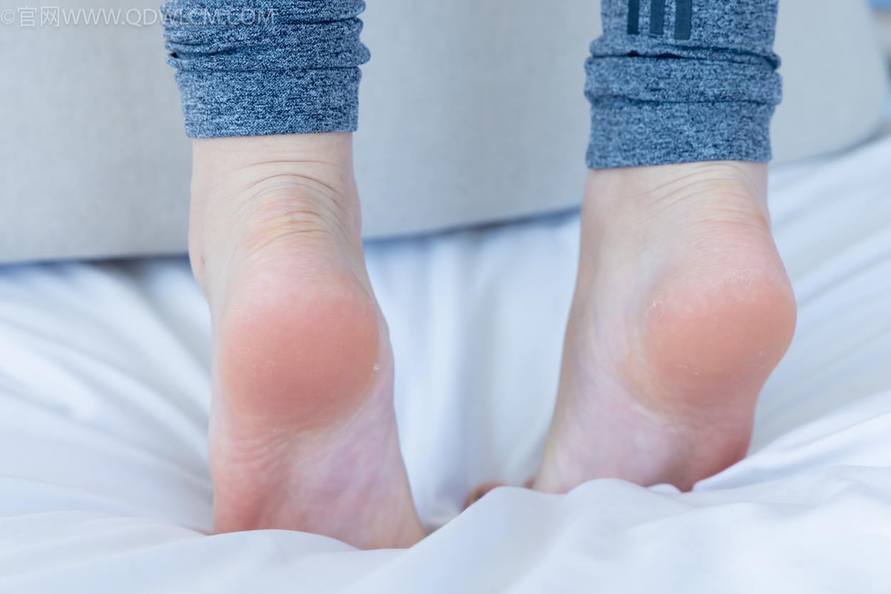 图片[95]-物恋传媒 NO.2326 泡泡-高跟长靴、白棉袜、裸足[128P] – 速更版-美库